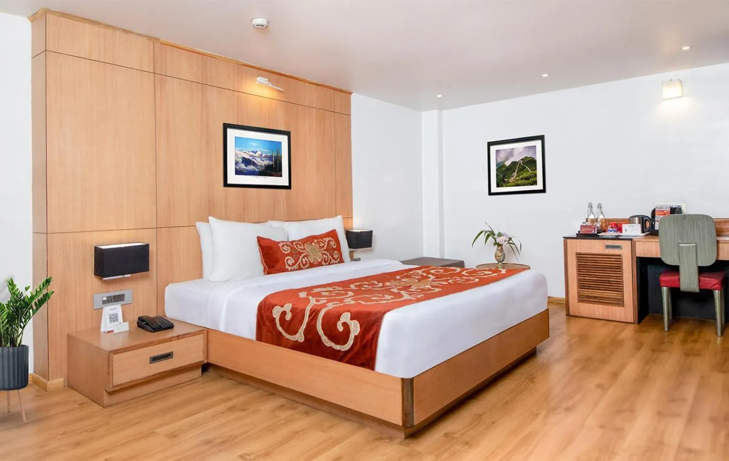 Bed in Summit Swiss Heritage Resort & Spa