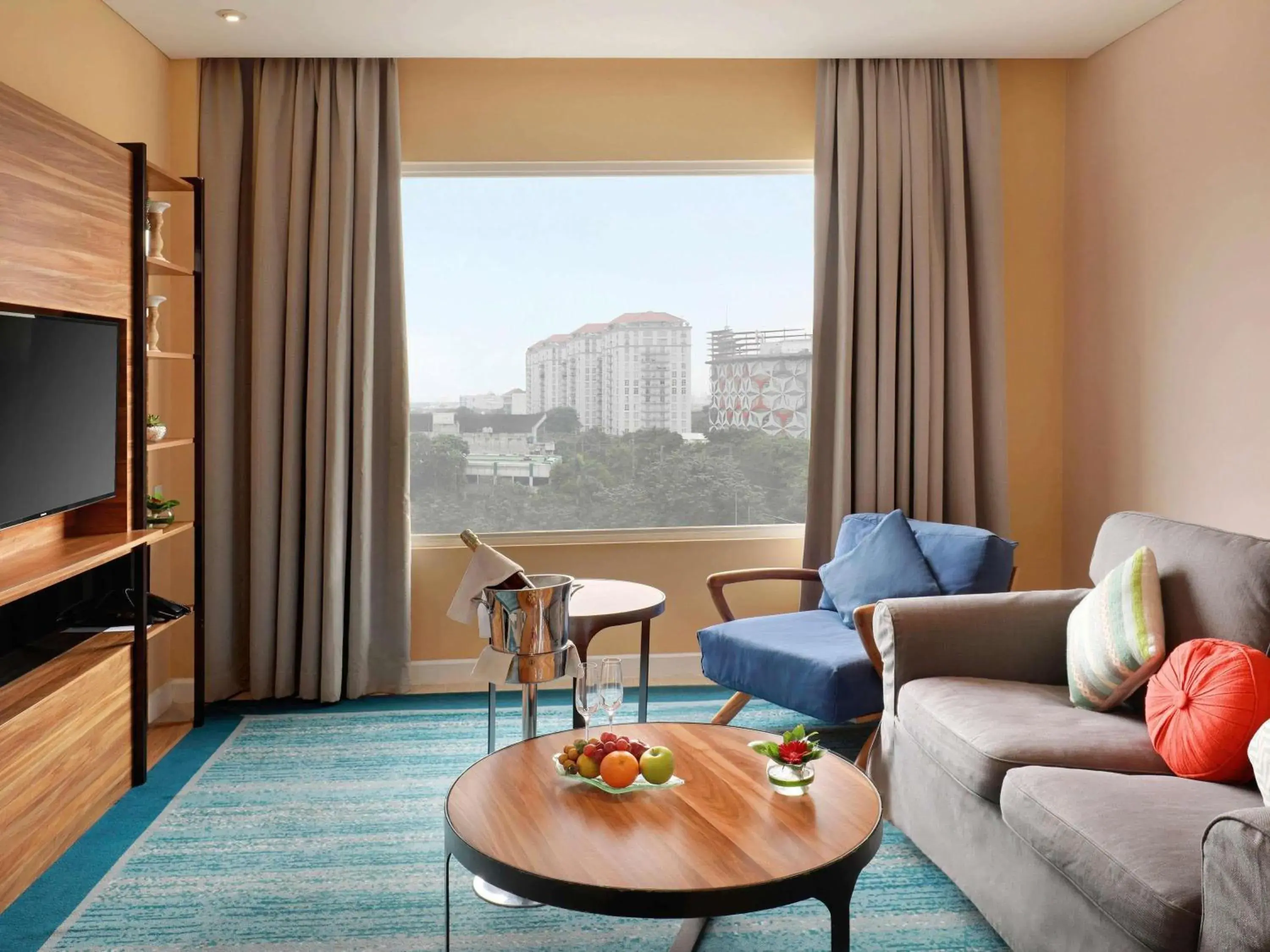 Bedroom in Mercure Jakarta Cikini Bedroom in Mercure Jakarta Cikini