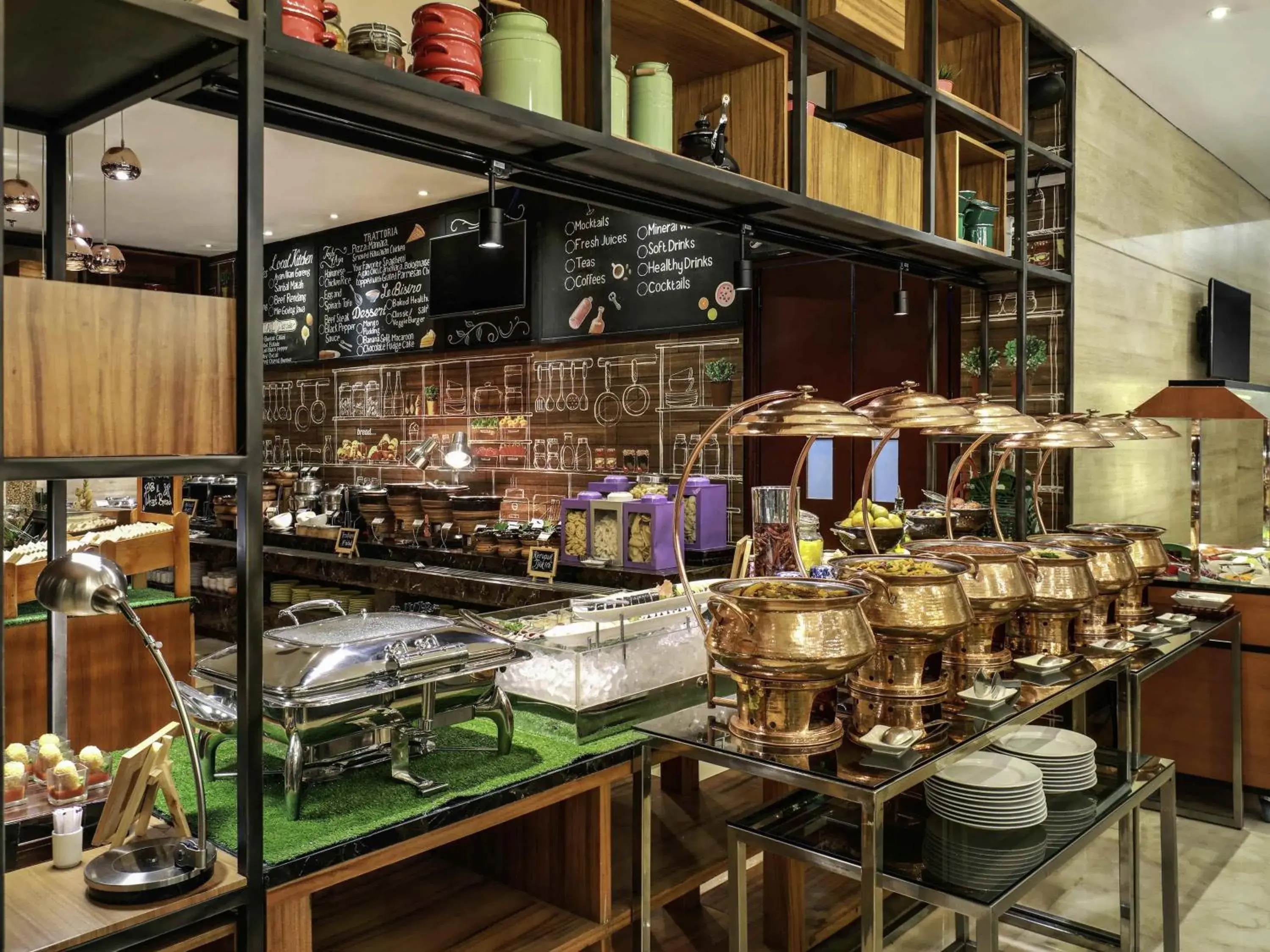 Breakfast in Mercure Jakarta Cikini Breakfast in Mercure Jakarta Cikini