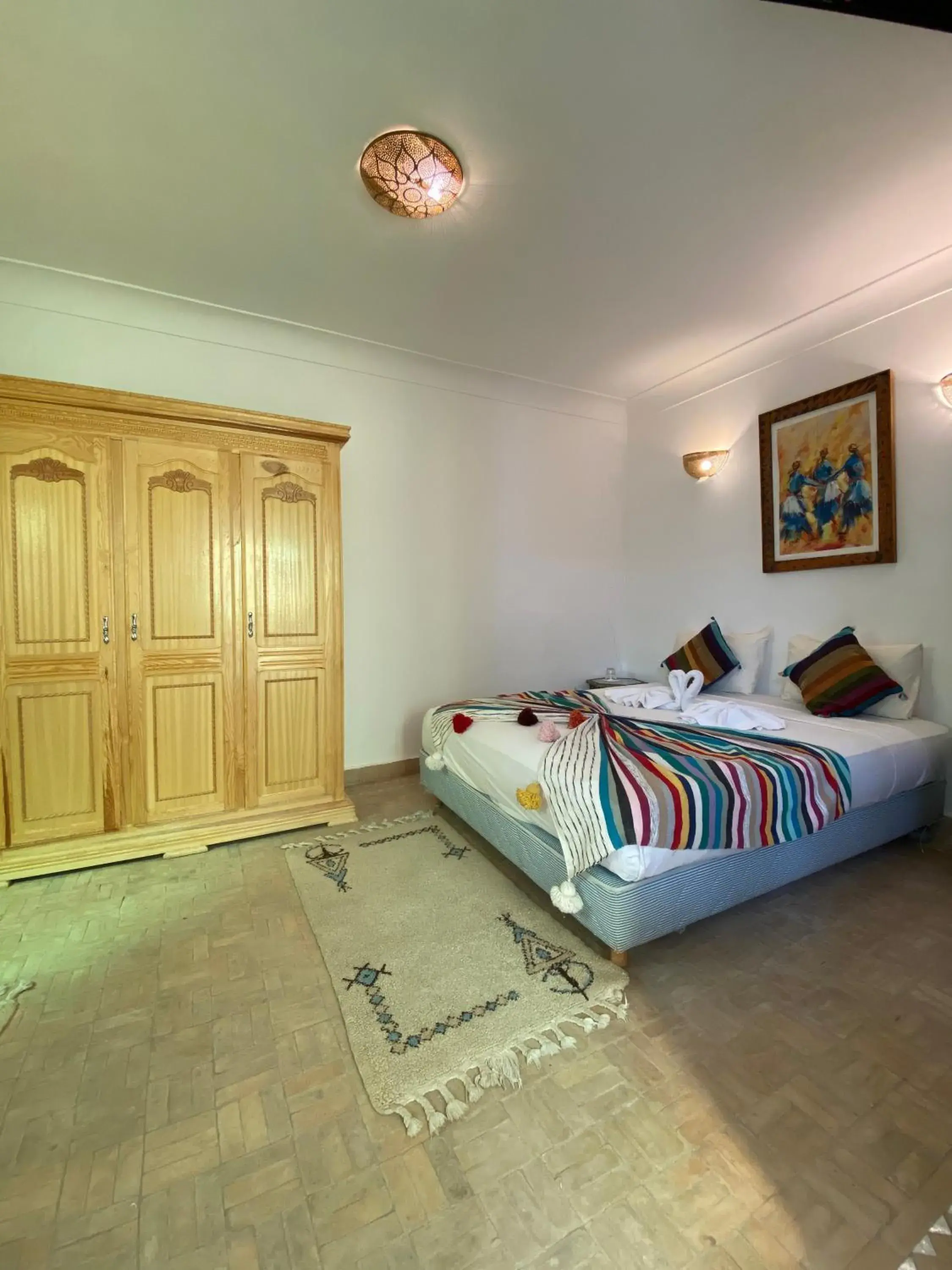 Large Double Room - single occupancy in Riad Alma Mouassine Large Double Room - single occupancy in Riad Alma Mouassine