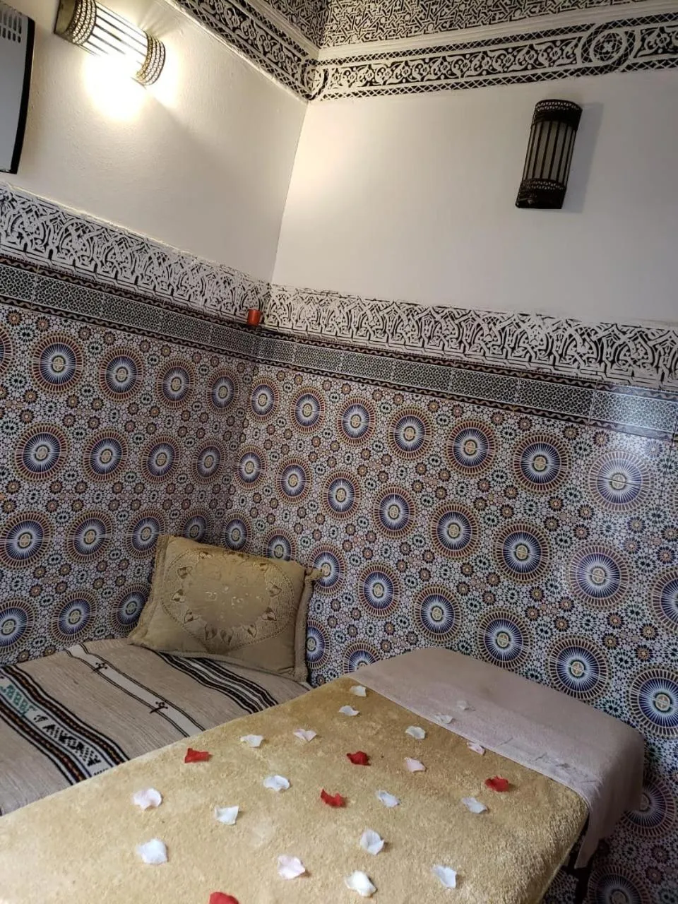 Sauna, Bed in Riad Alma Mouassine