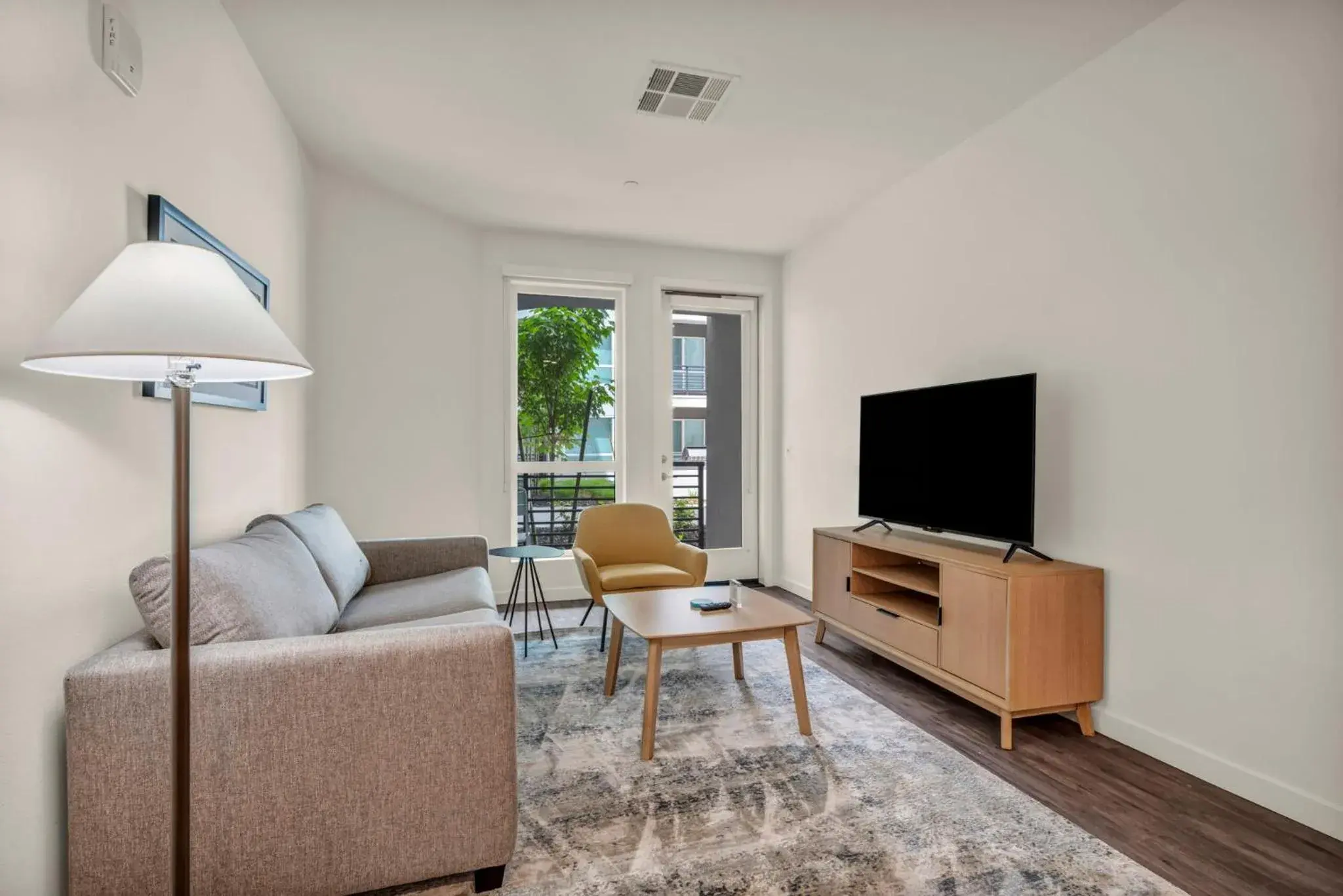 Deluxe One-Bedroom Apartment in Placemakr Reno Deluxe One-Bedroom Apartment in Placemakr Reno