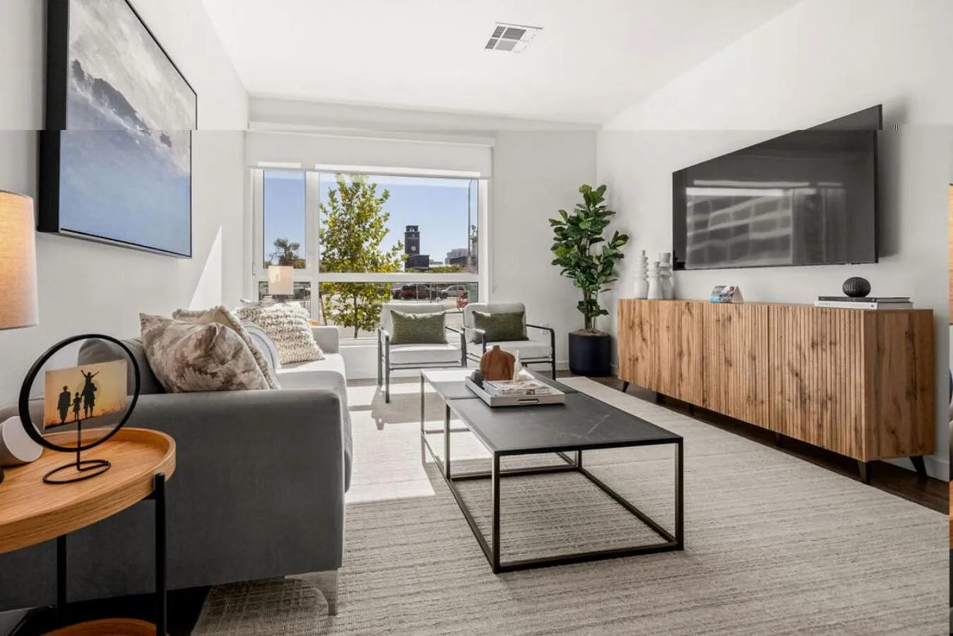 Living room in Placemakr Reno