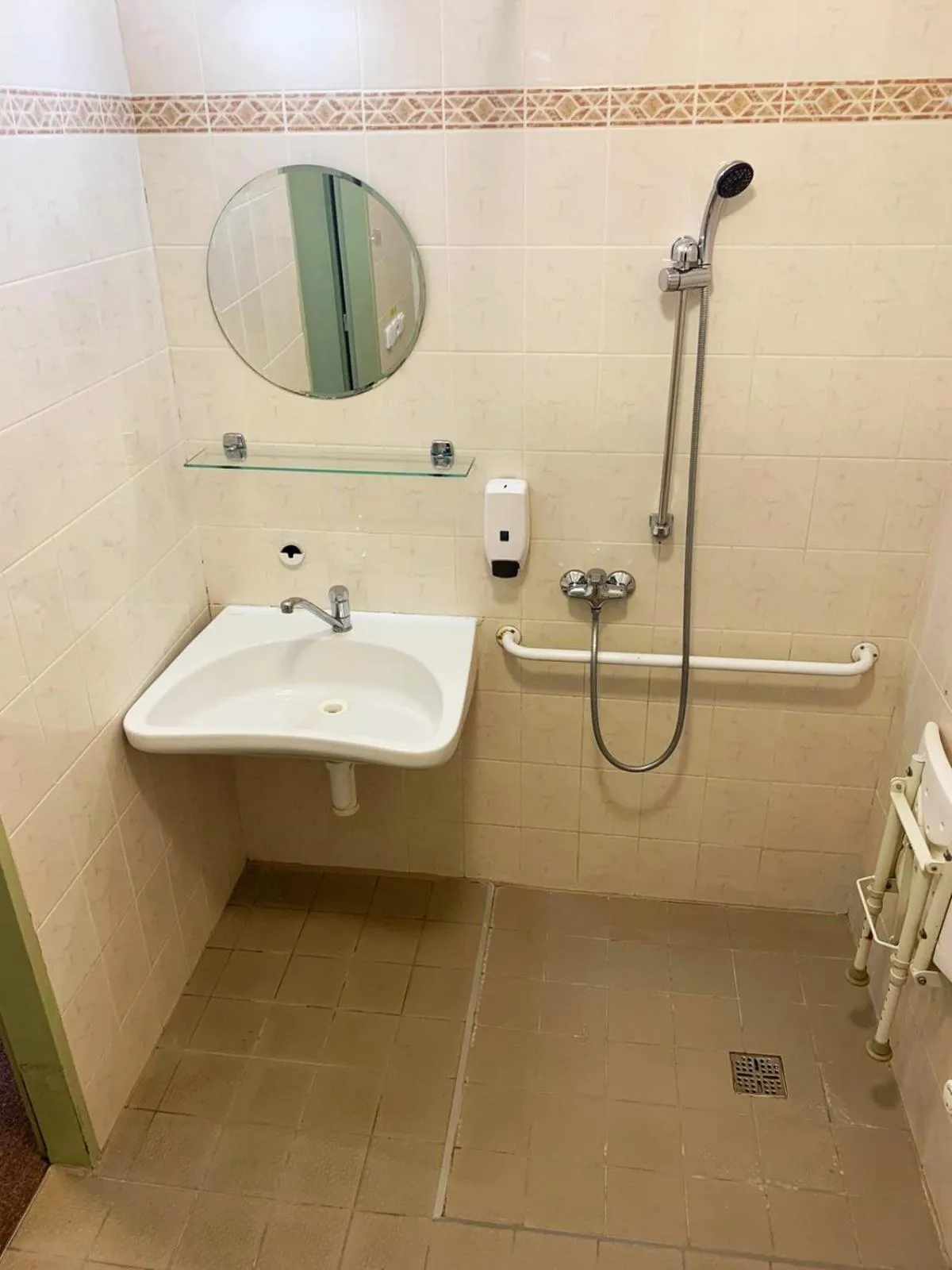 Facility for disabled guests in Hotel Marianeum