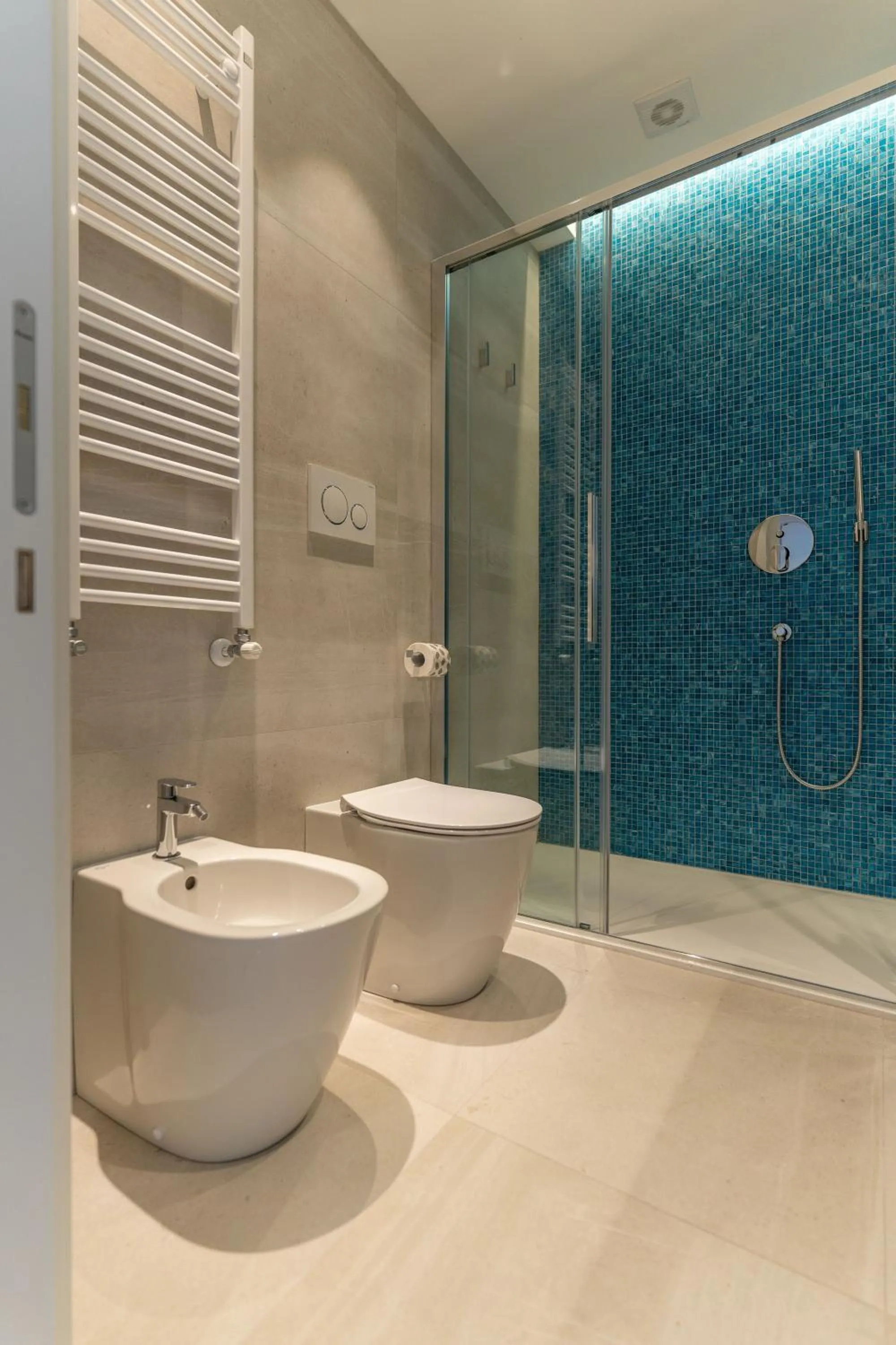 Bathroom in Hotel Orient & Pacific