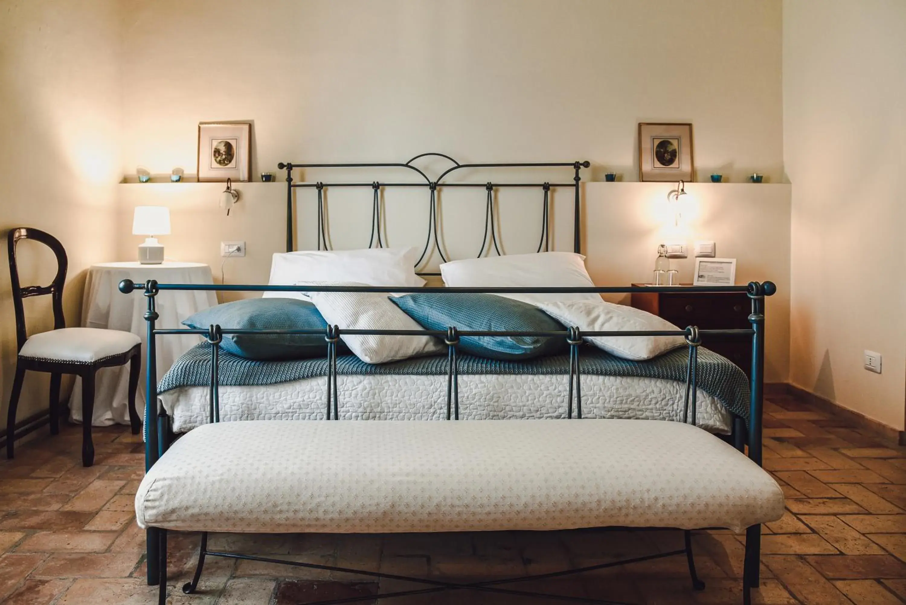 Deluxe Room (2 Adults + 1 Child) in Masseria del Vino - Ciavolich Wine Relais Deluxe Room (2 Adults + 1 Child) in Masseria del Vino - Ciavolich Wine Relais