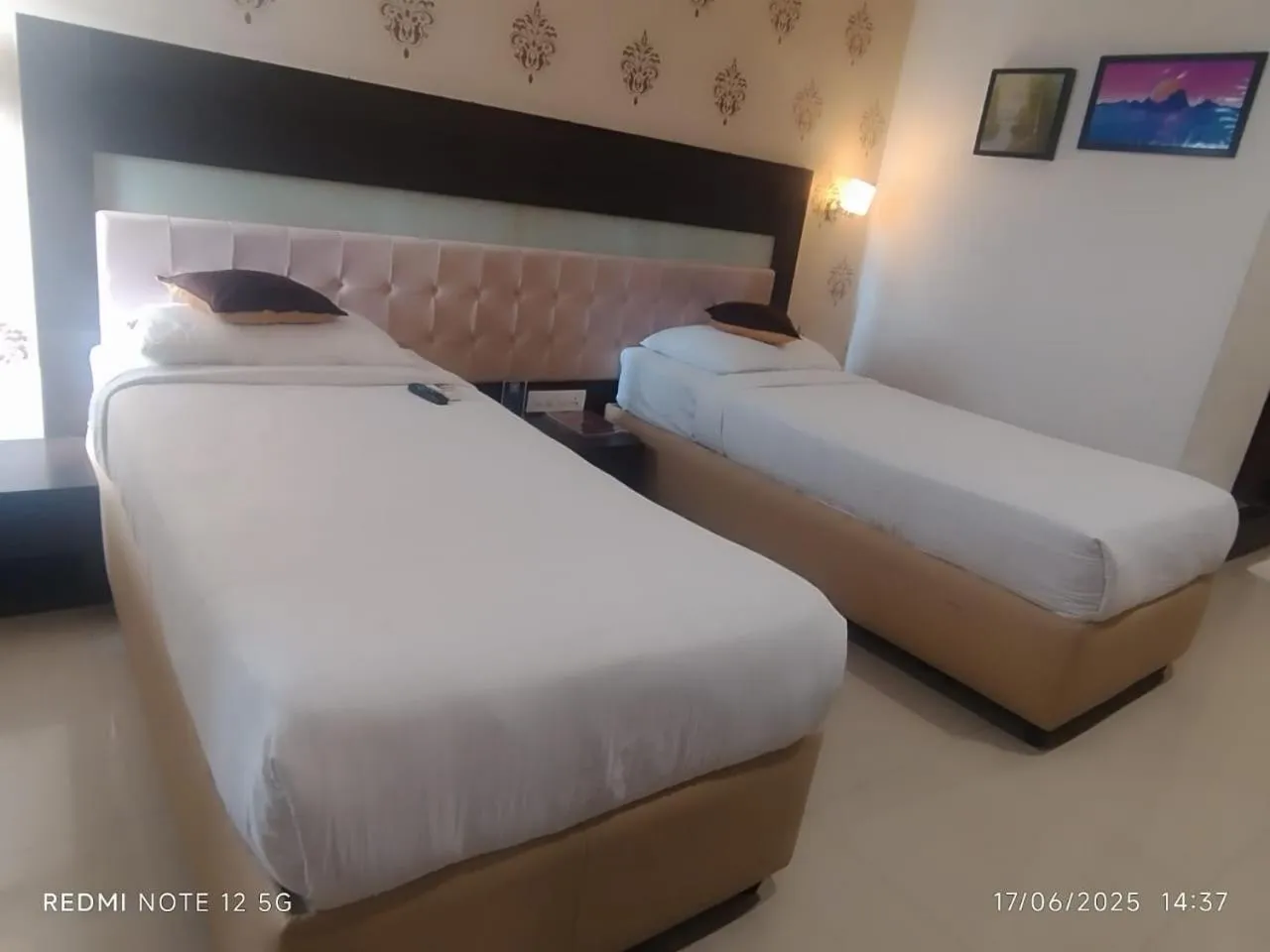 Bed in Hotel Sitara Grand L.B. Nagar
