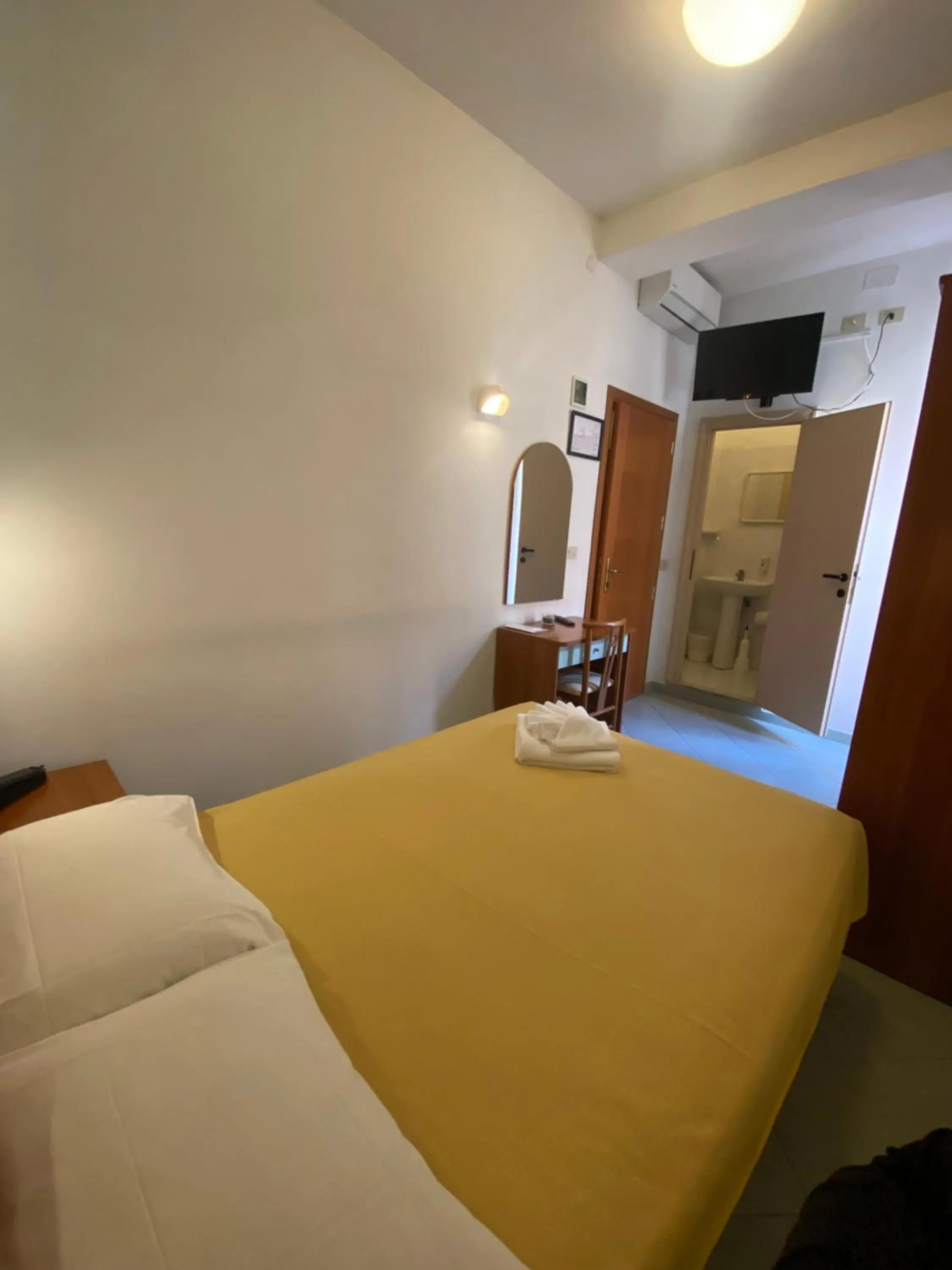 Bed in Hotel Villa Caterina