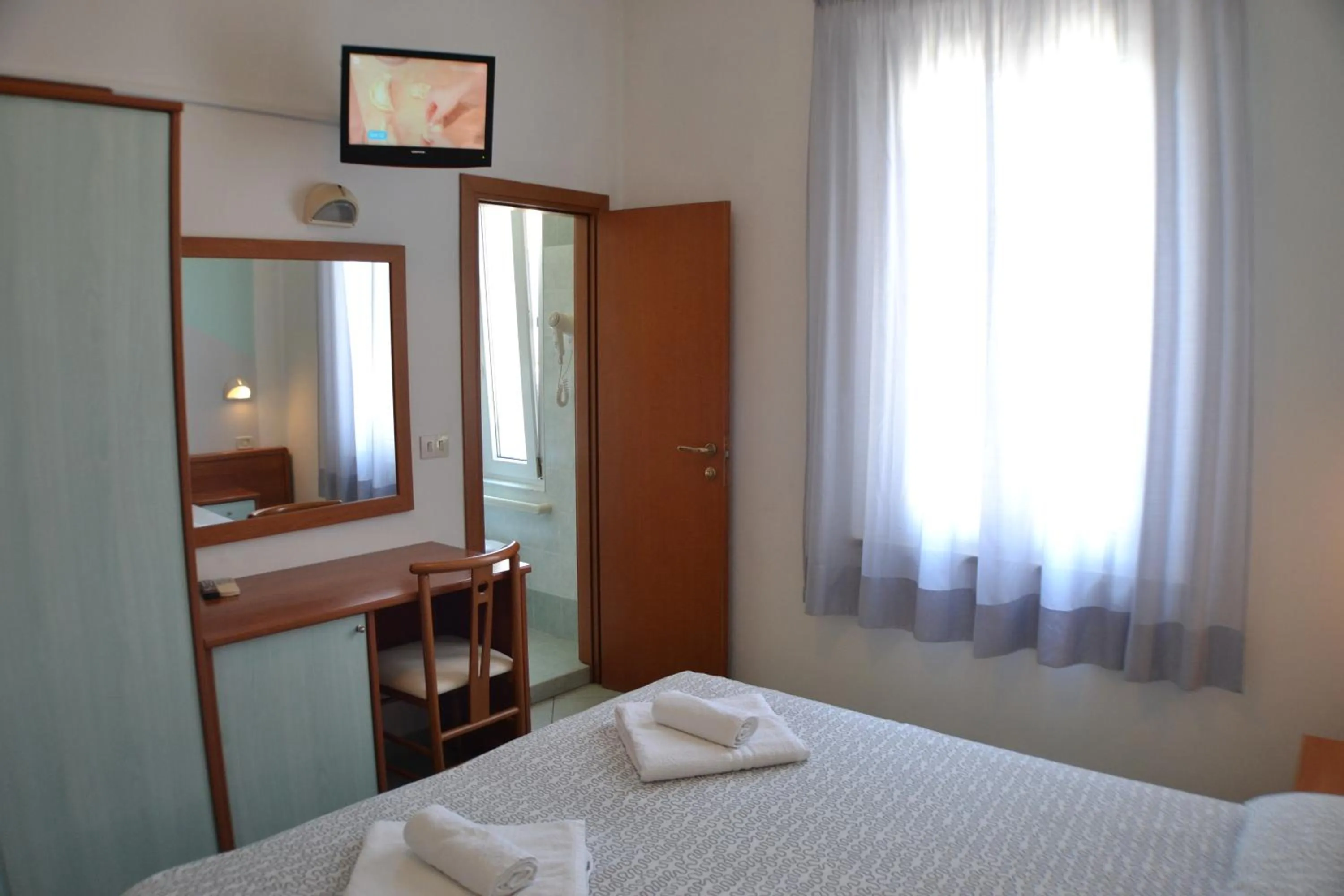 Photo of the whole room, Bed in Hotel Villa Caterina