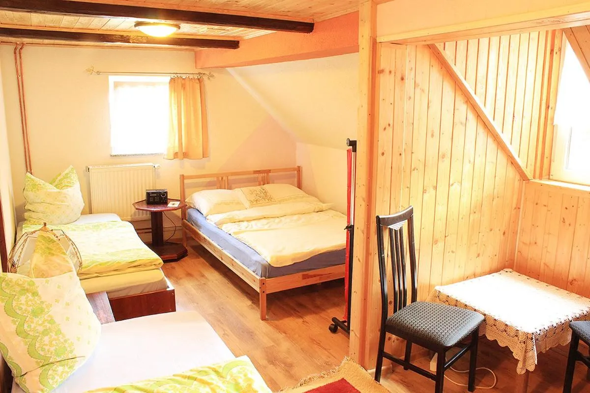 Quadruple Room in Gościniec Saba