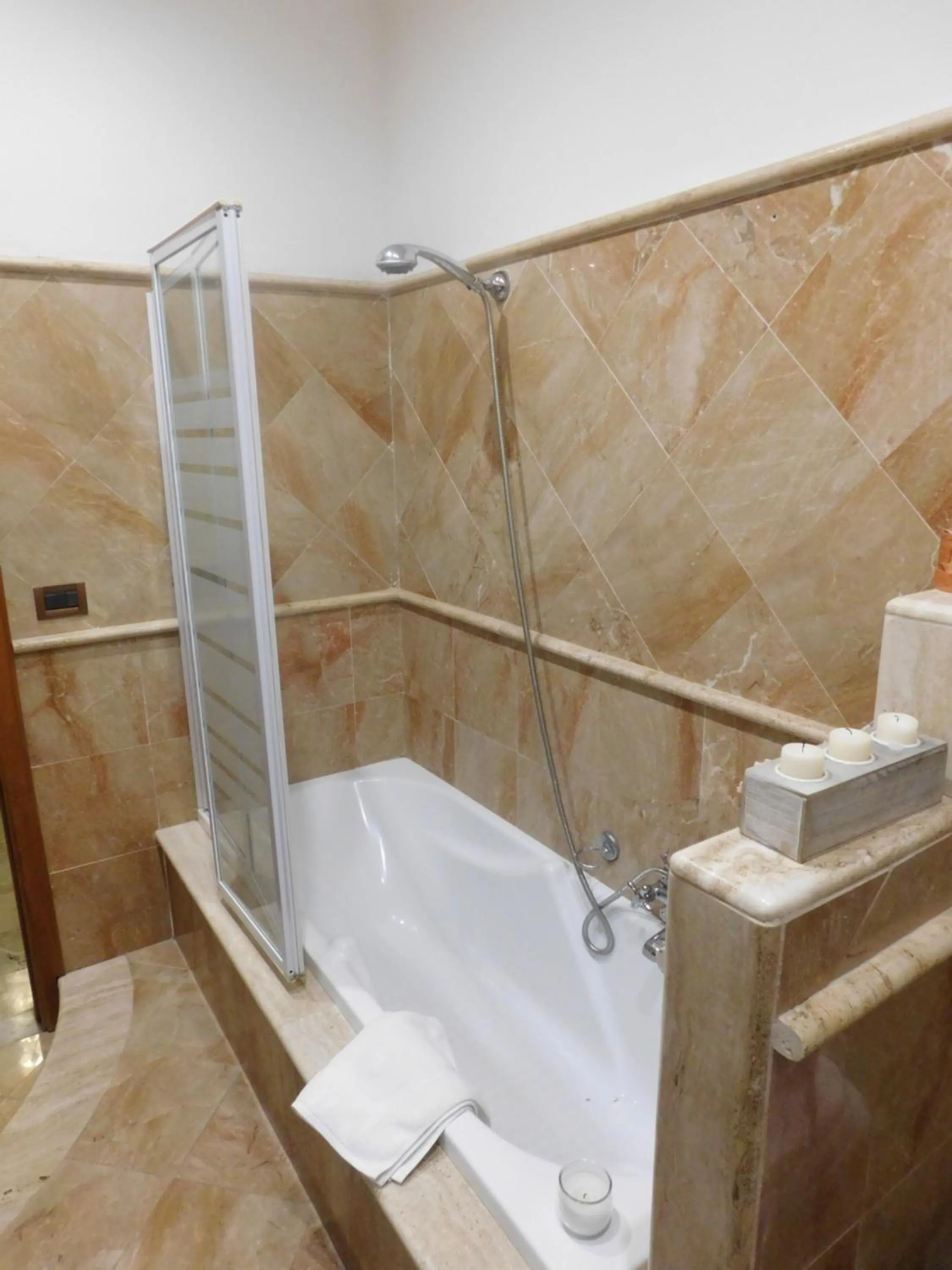 Shower in Casa Emma 121