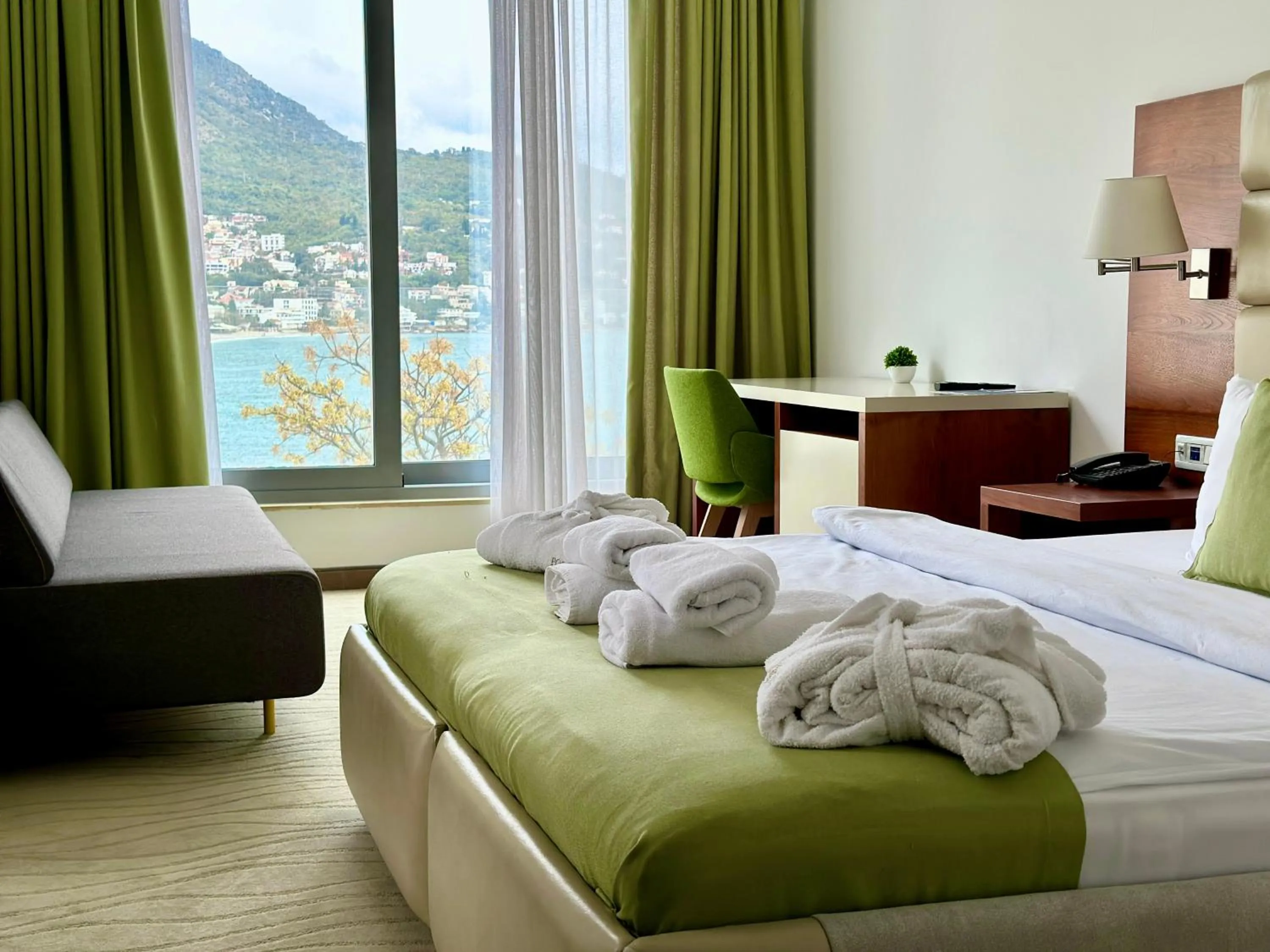 Bed in Hotel Porto Sole