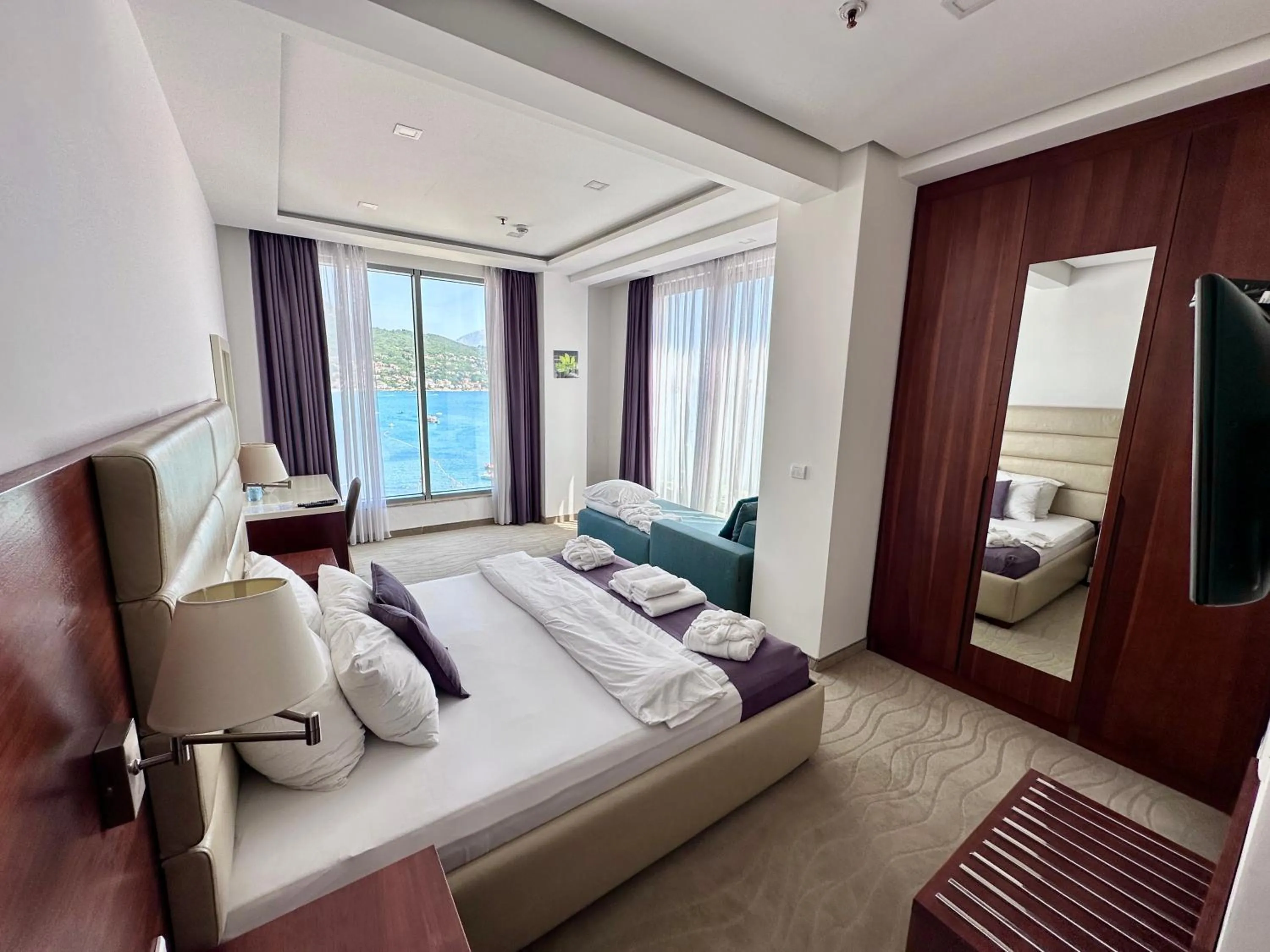 Bed in Hotel Porto Sole