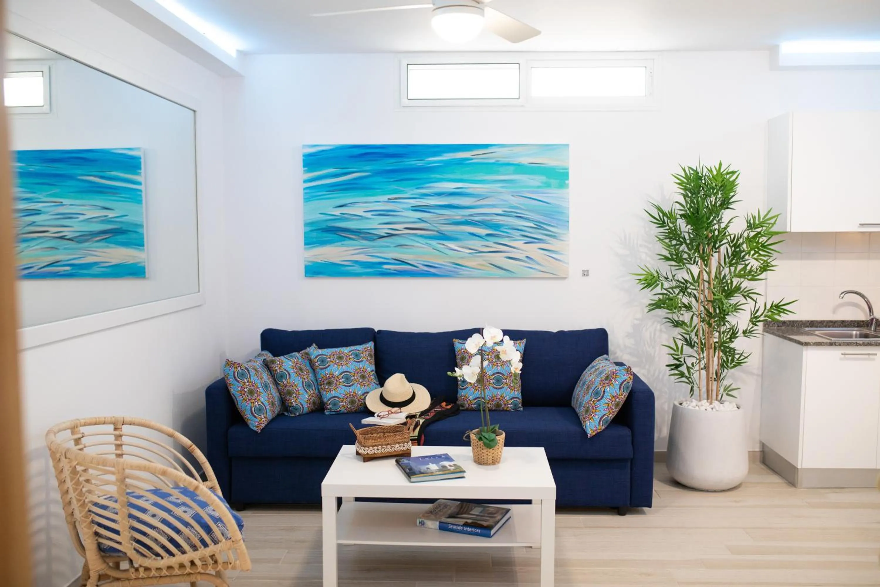 Living room in ALTAVISTA APARTAHOTEL-Adults Only over 14