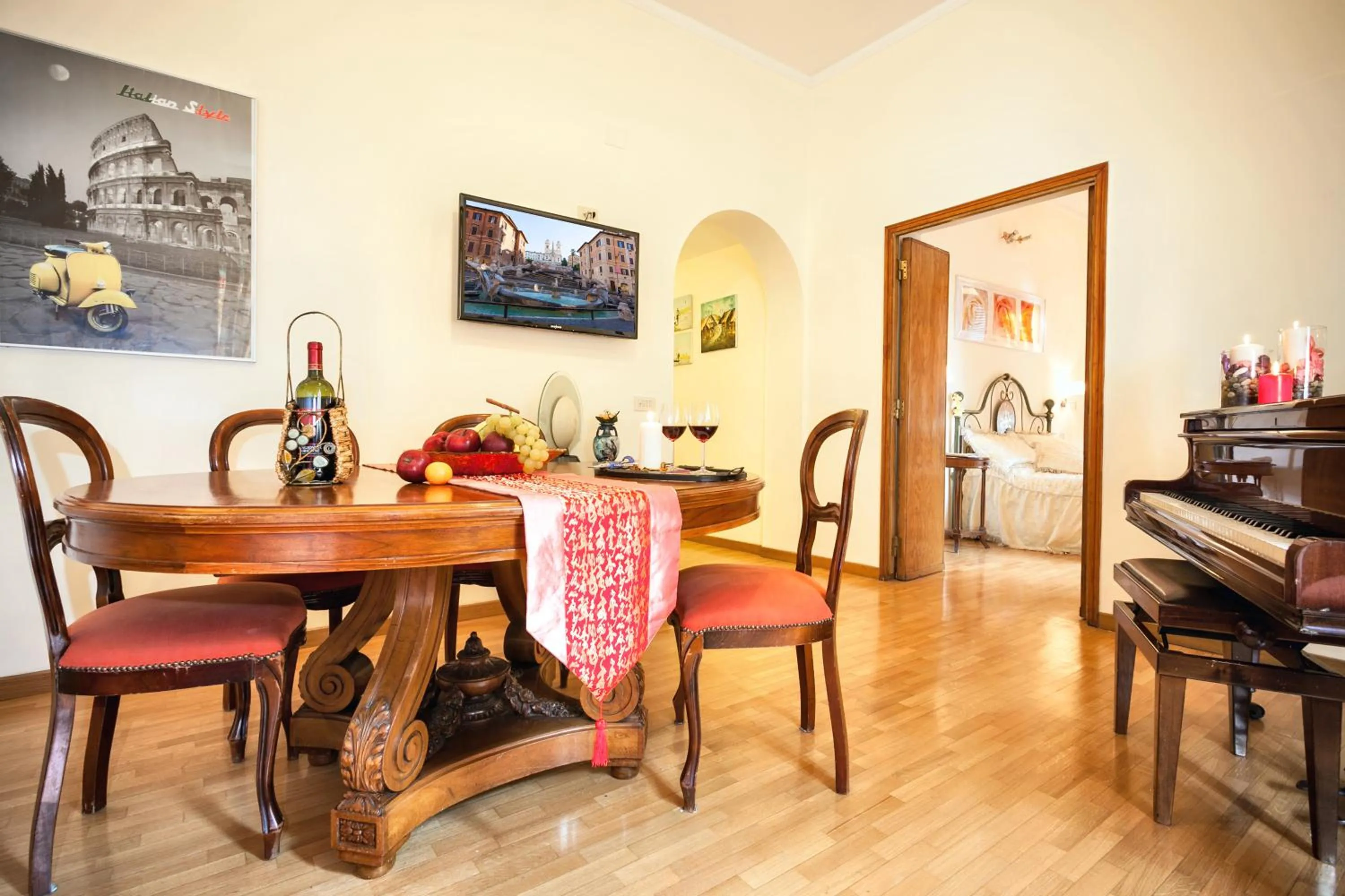 Living room in Prati Vatican Apartment