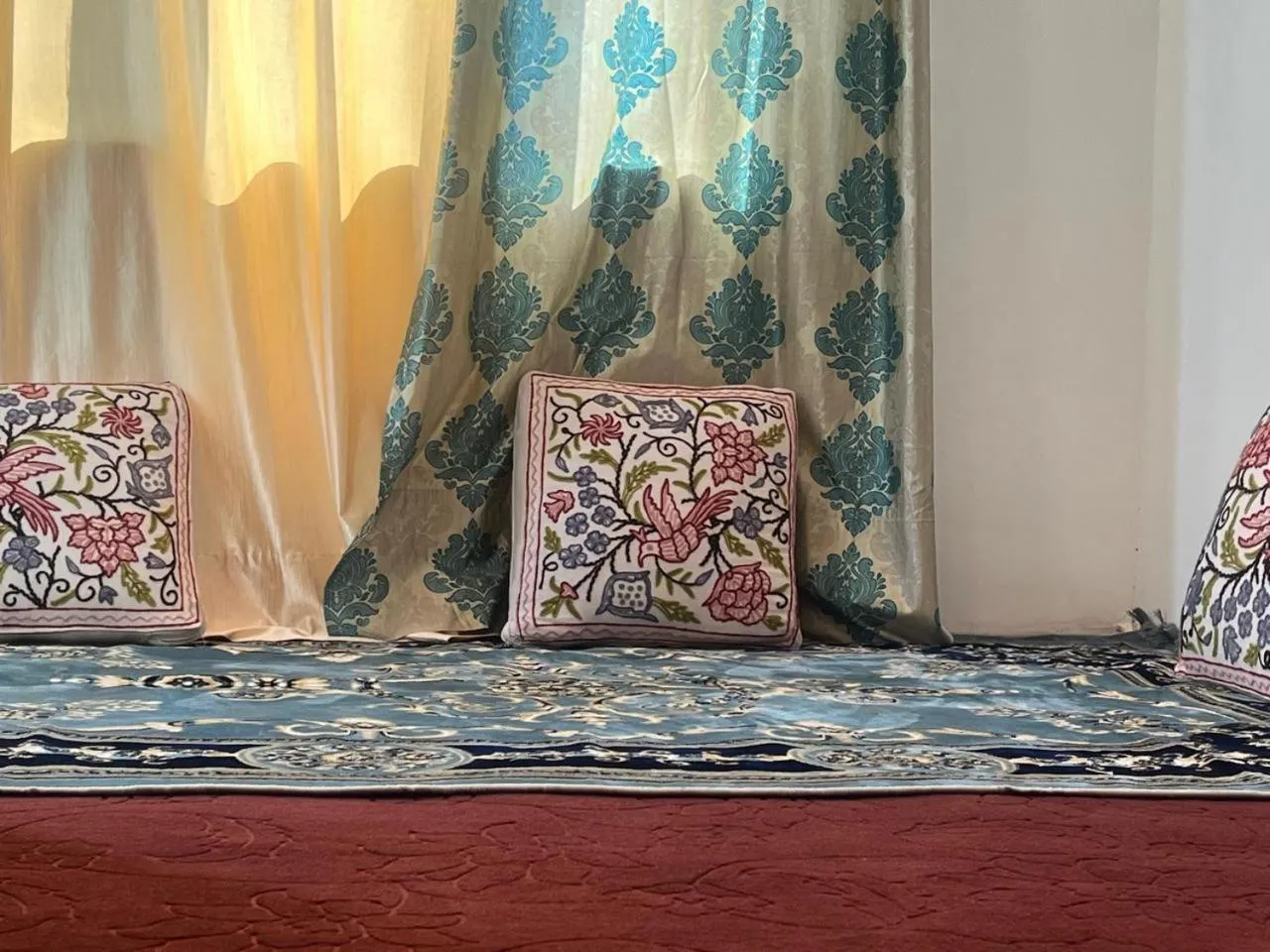 Living room in Al Mubeen home stay