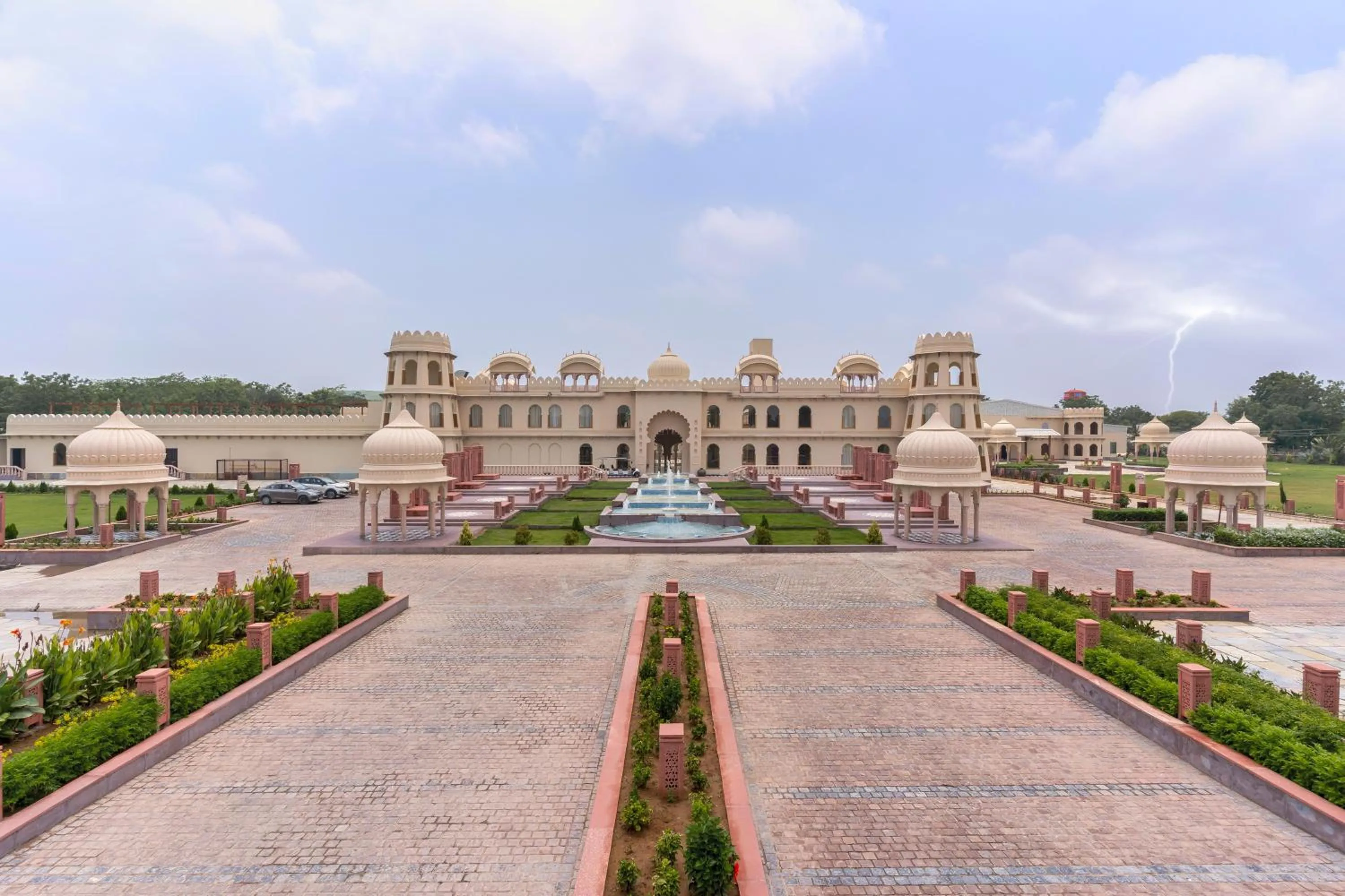 Facade/entrance in Kesar Bagh Palace Chittorgarh
