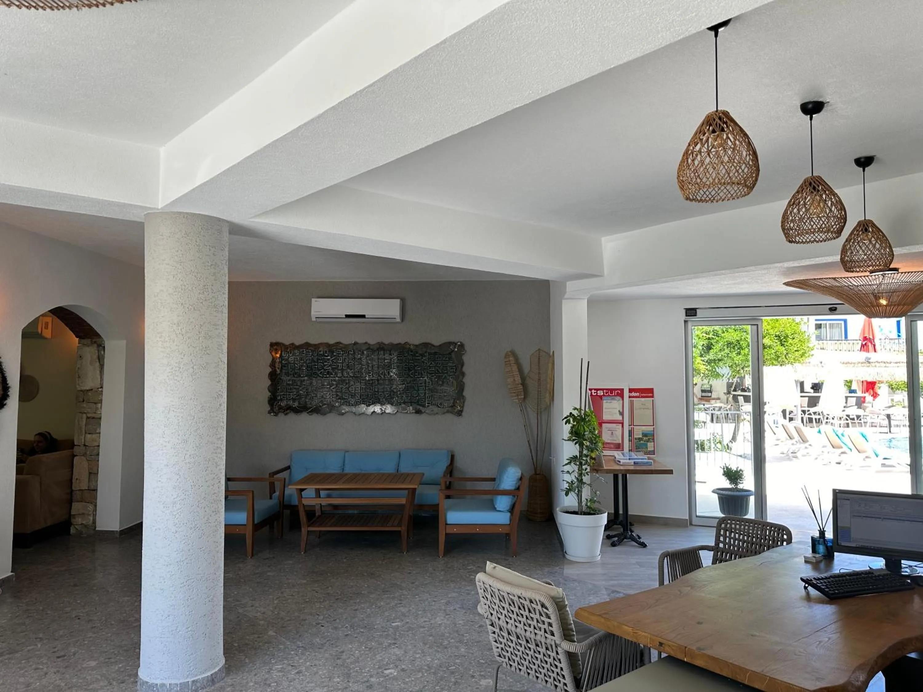 Lobby or reception in Paloma Family Club