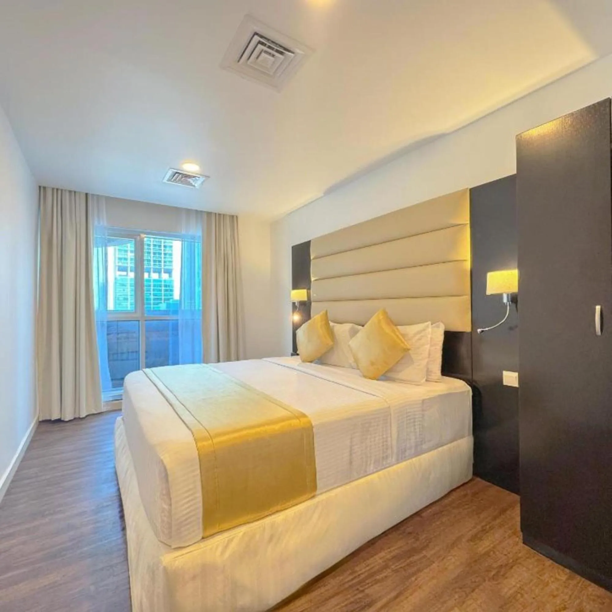 Photo of the whole room in Emirates Grand Hotel Opposite DIFC