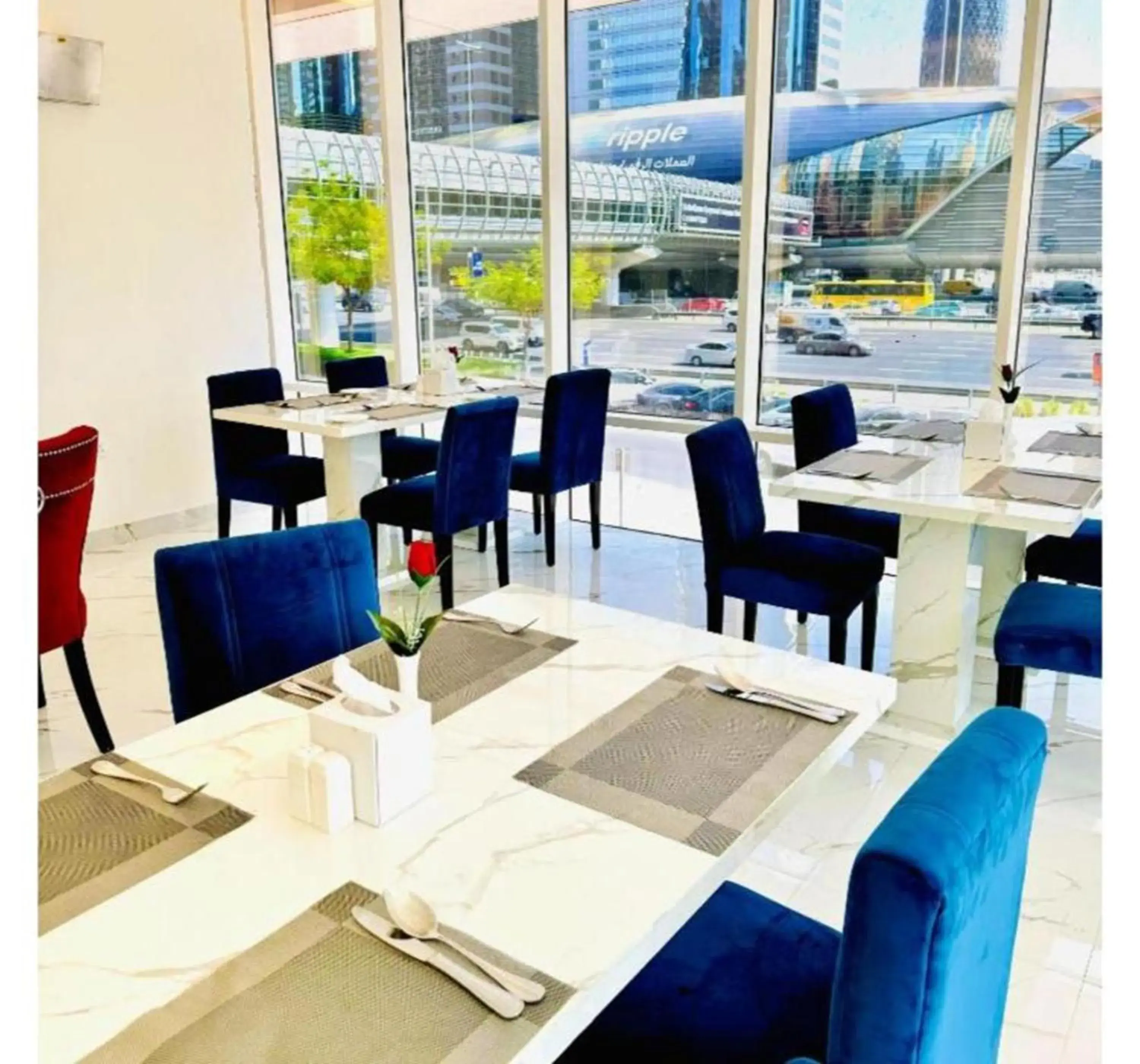 Restaurant/places to eat in Emirates Grand Hotel Opposite DIFC Restaurant/places to eat in Emirates Grand Hotel Opposite DIFC