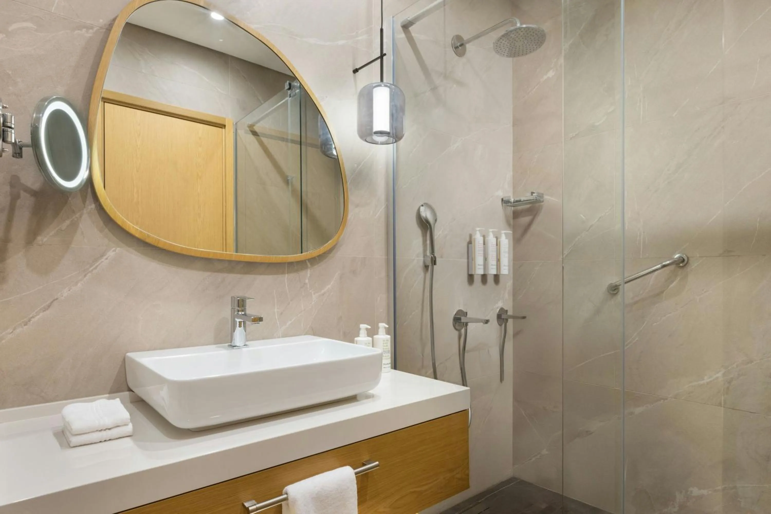Bathroom in Marriott Executive Apartments Istanbul Investvadi