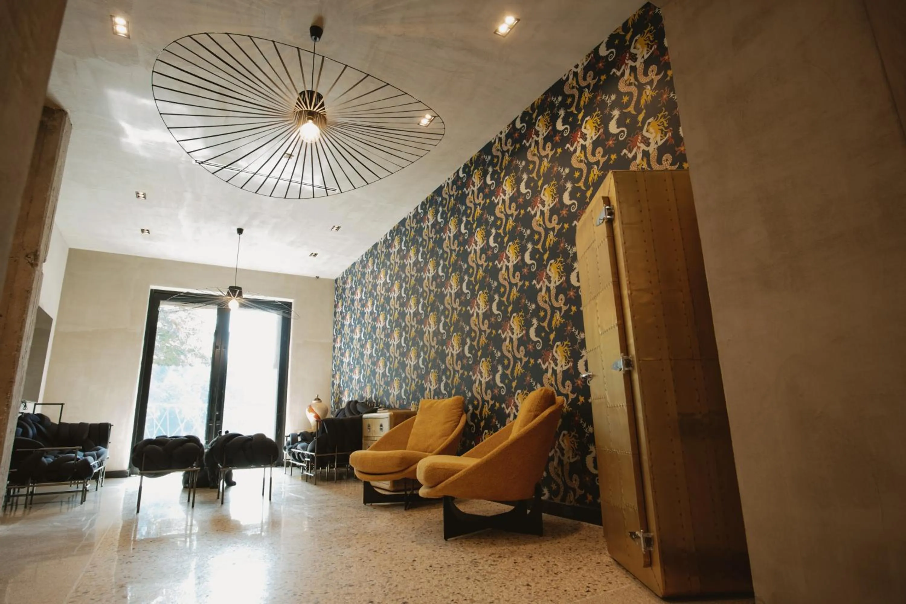 Communal lounge/ TV room in Palazzo Sebeto