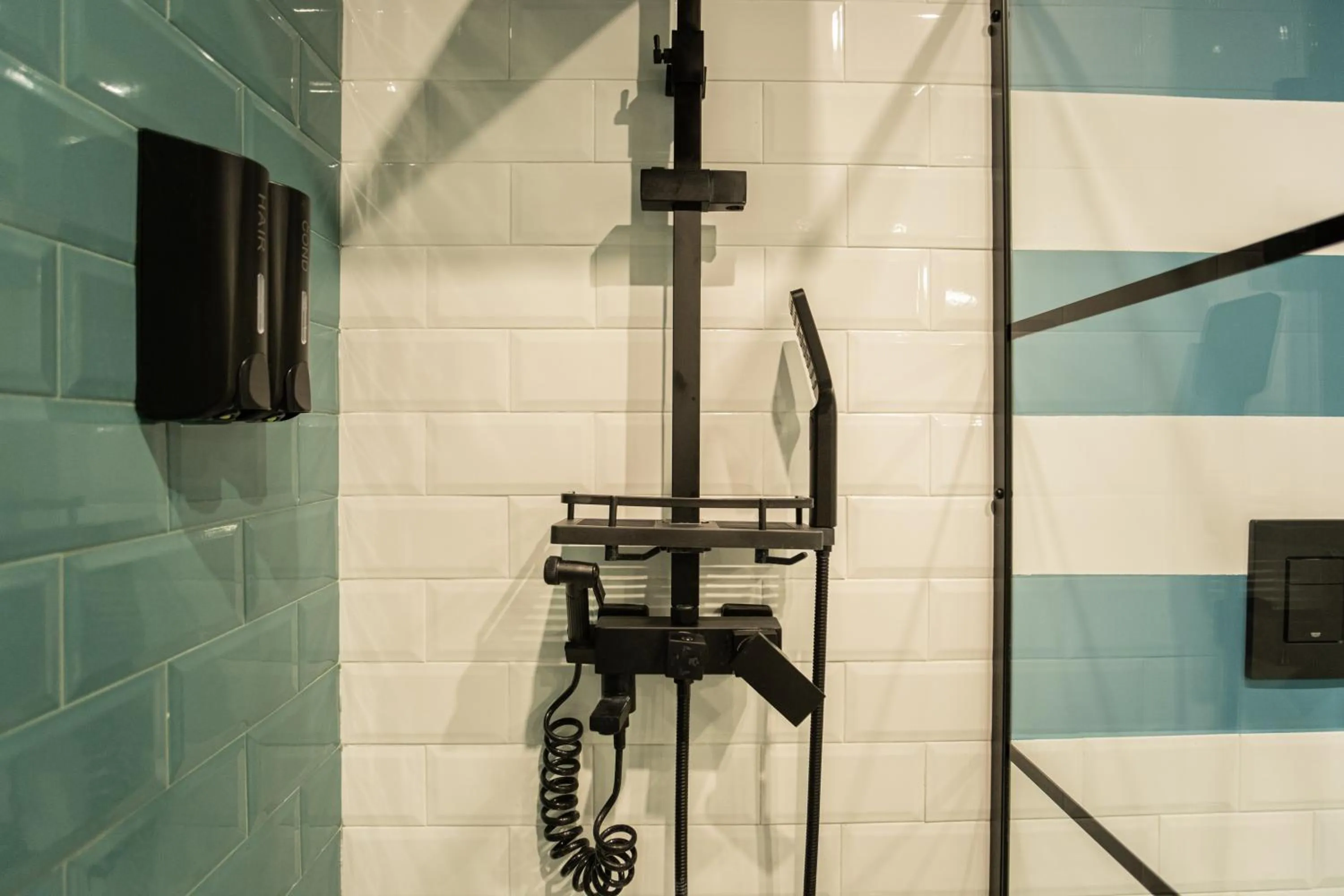 Shower in Palazzo Sebeto