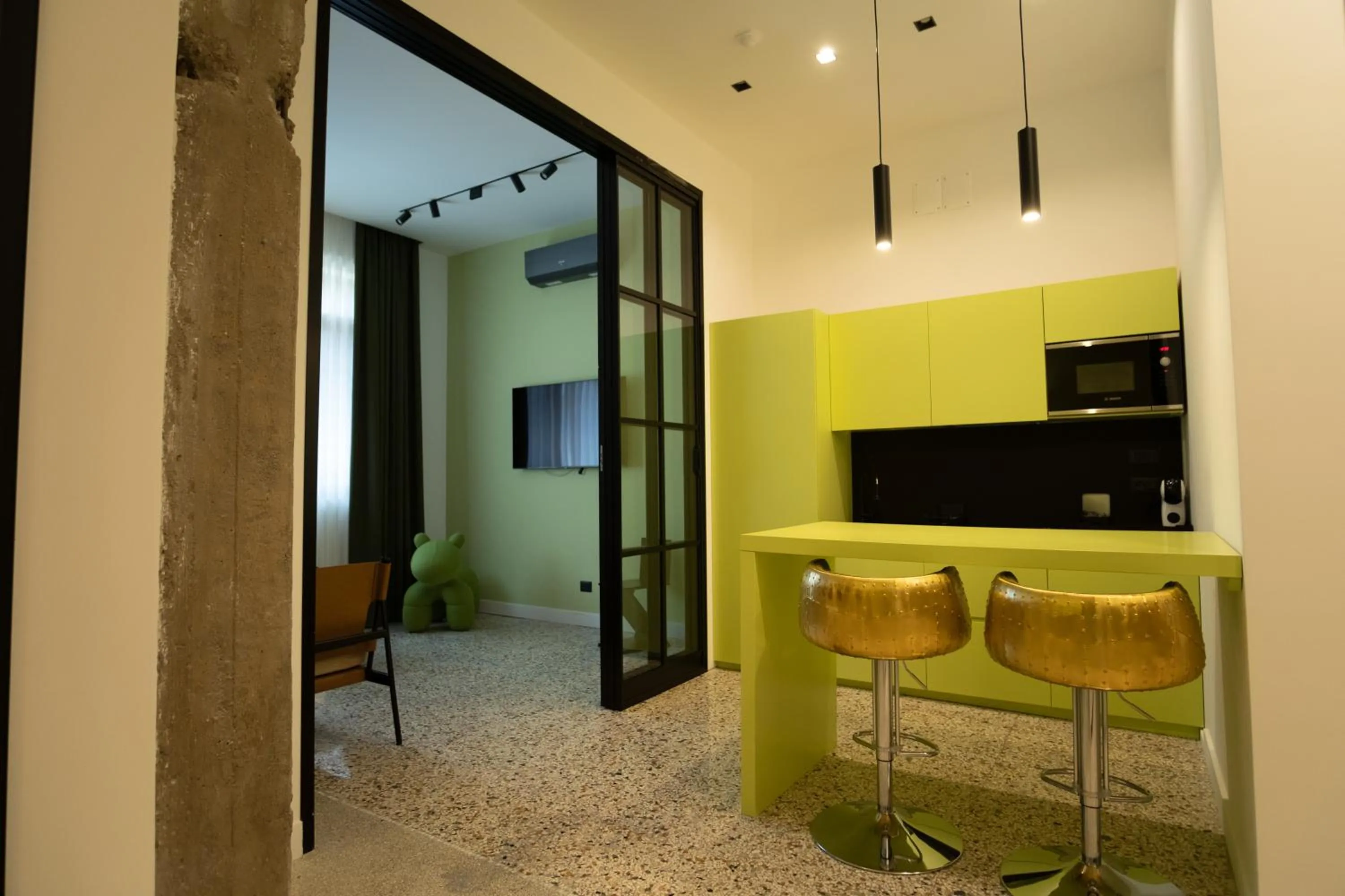 TV and multimedia in Palazzo Sebeto