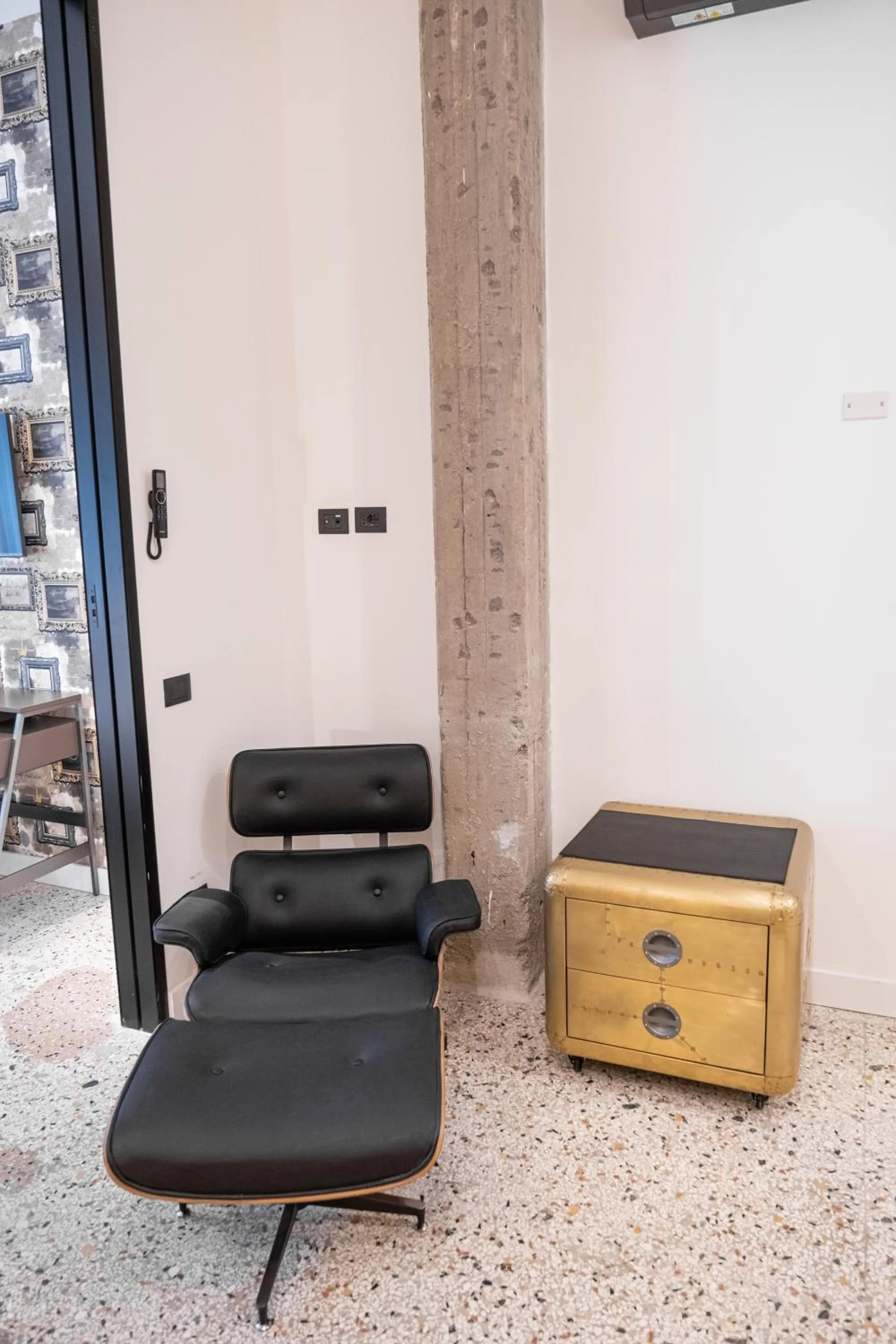 Living room in Palazzo Sebeto