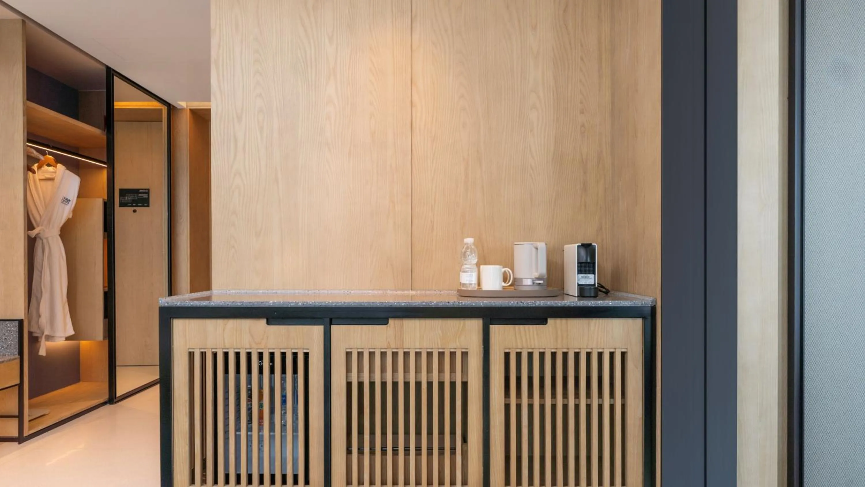 Living room in Four Points by Sheraton Shanghai International Tourism and Resorts Zone