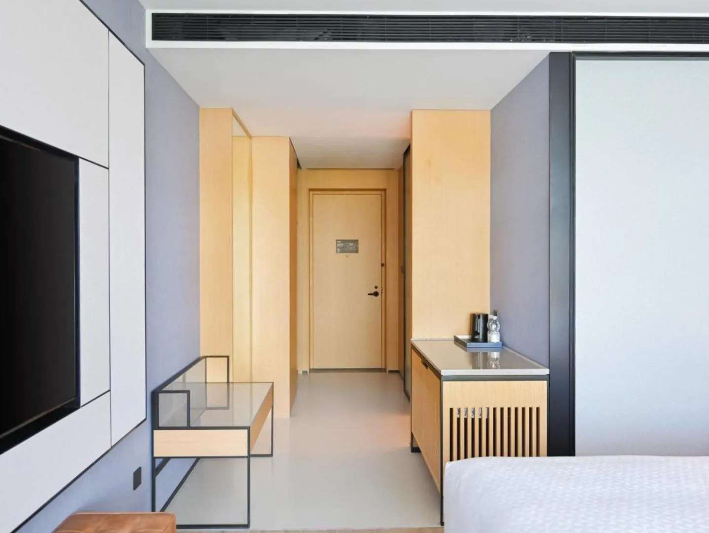 room service, Bed in Four Points by Sheraton Qingdao, Chengyang East