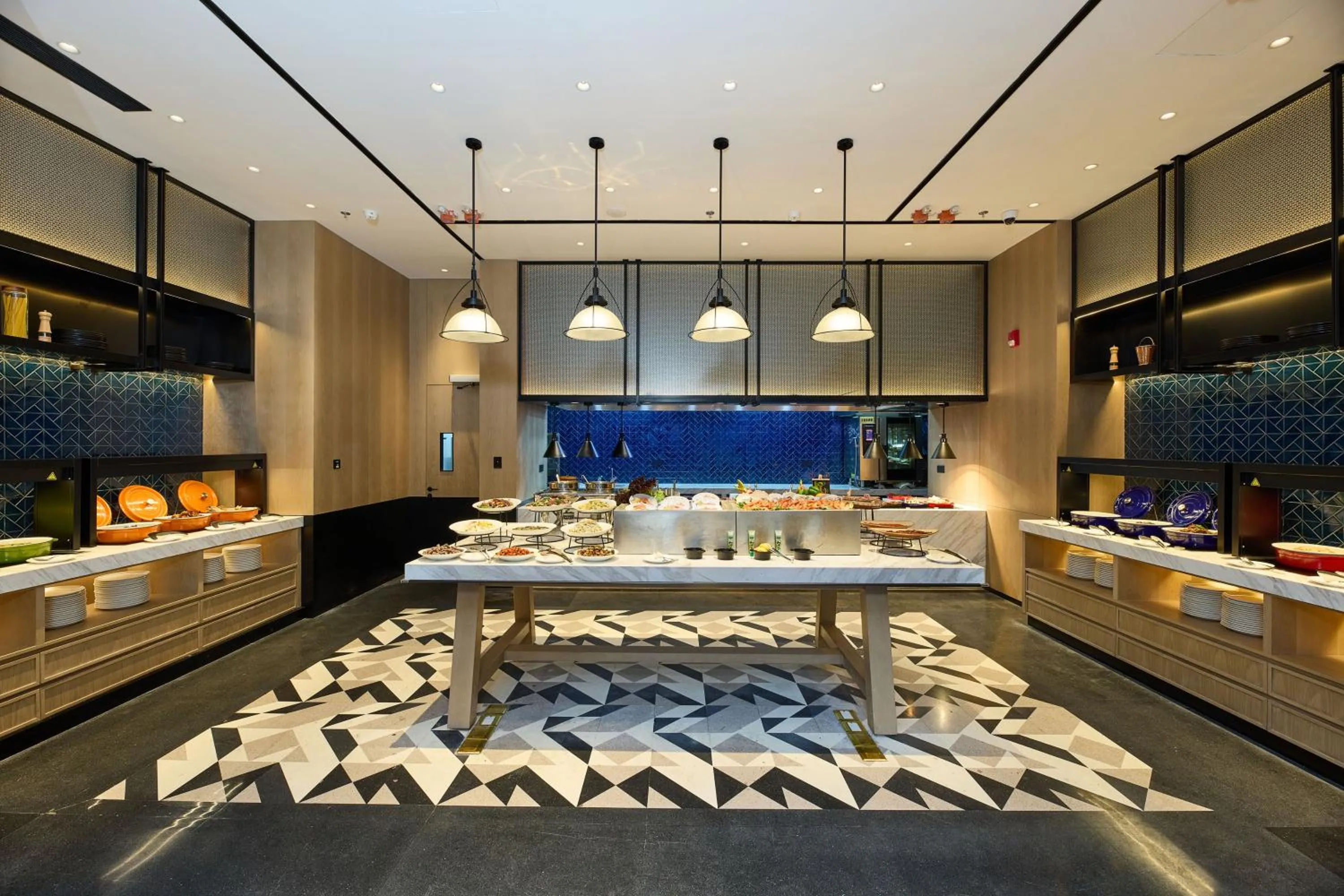 Restaurant/places to eat in Four Points by Sheraton Qingdao, Chengyang East