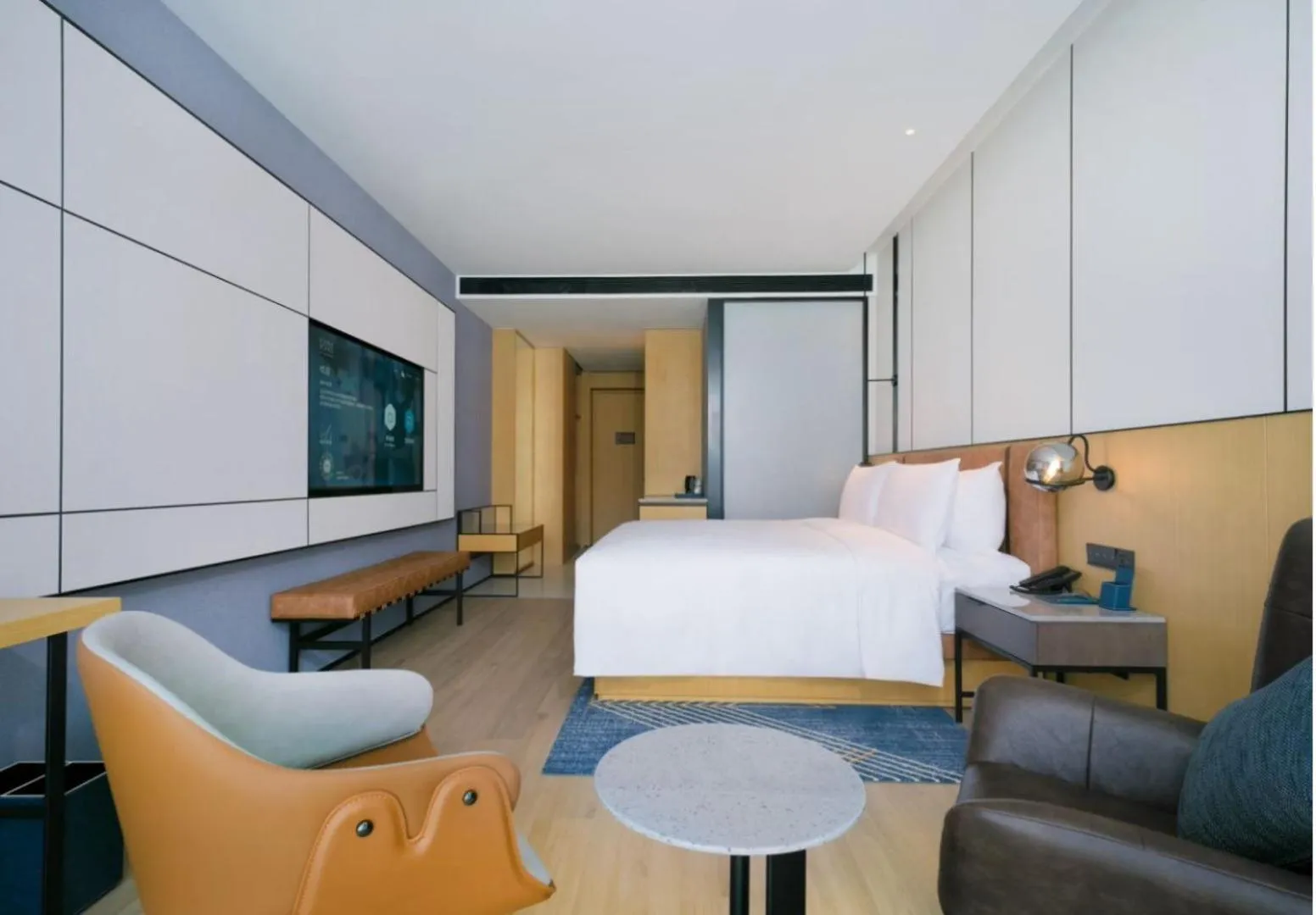 room service, Bed in Four Points by Sheraton Qingdao, Chengyang East