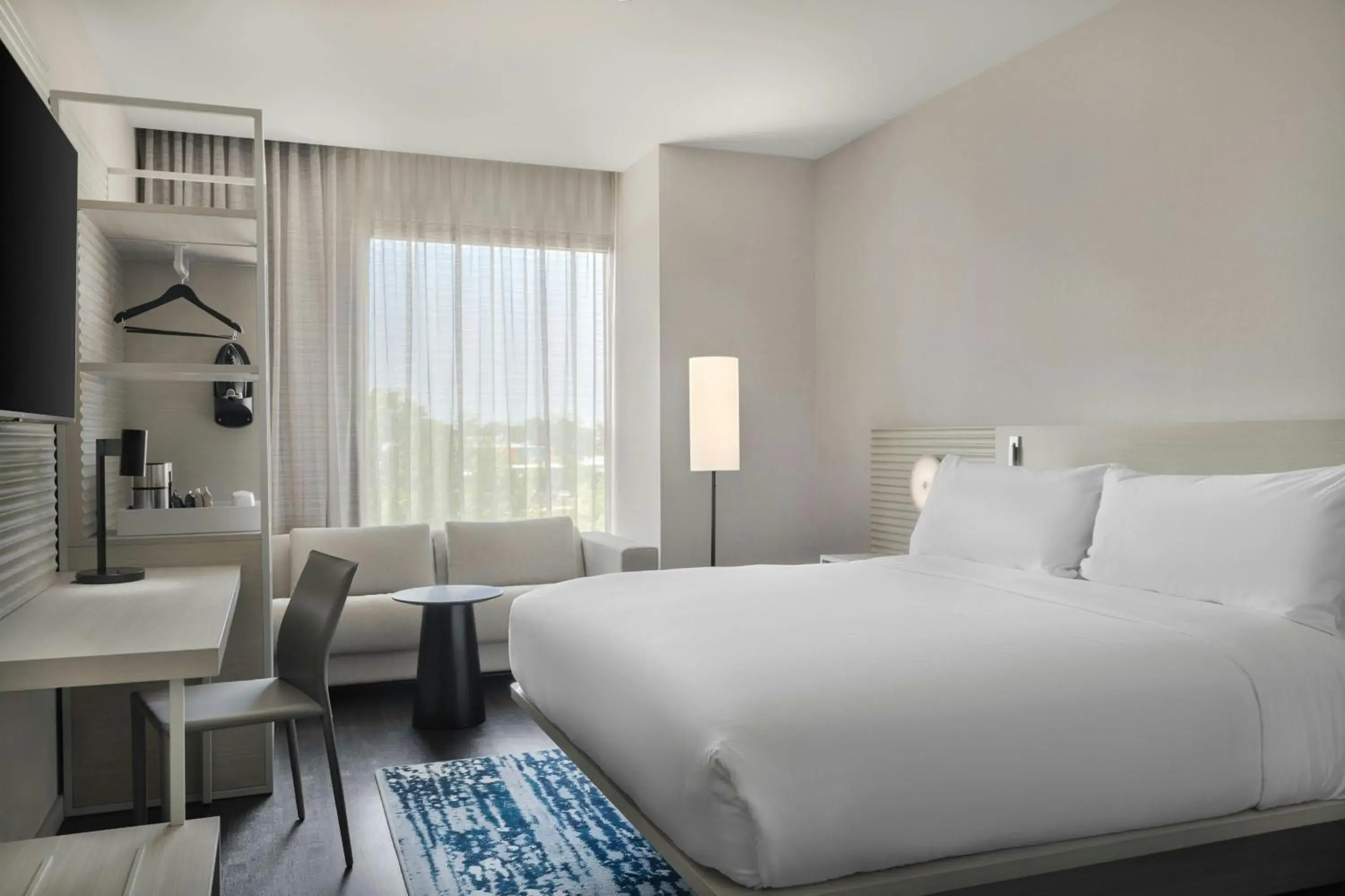 Deluxe King Room with Sofa Bed in AC Hotel by Marriott Bentonville Deluxe King Room with Sofa Bed in AC Hotel by Marriott Bentonville