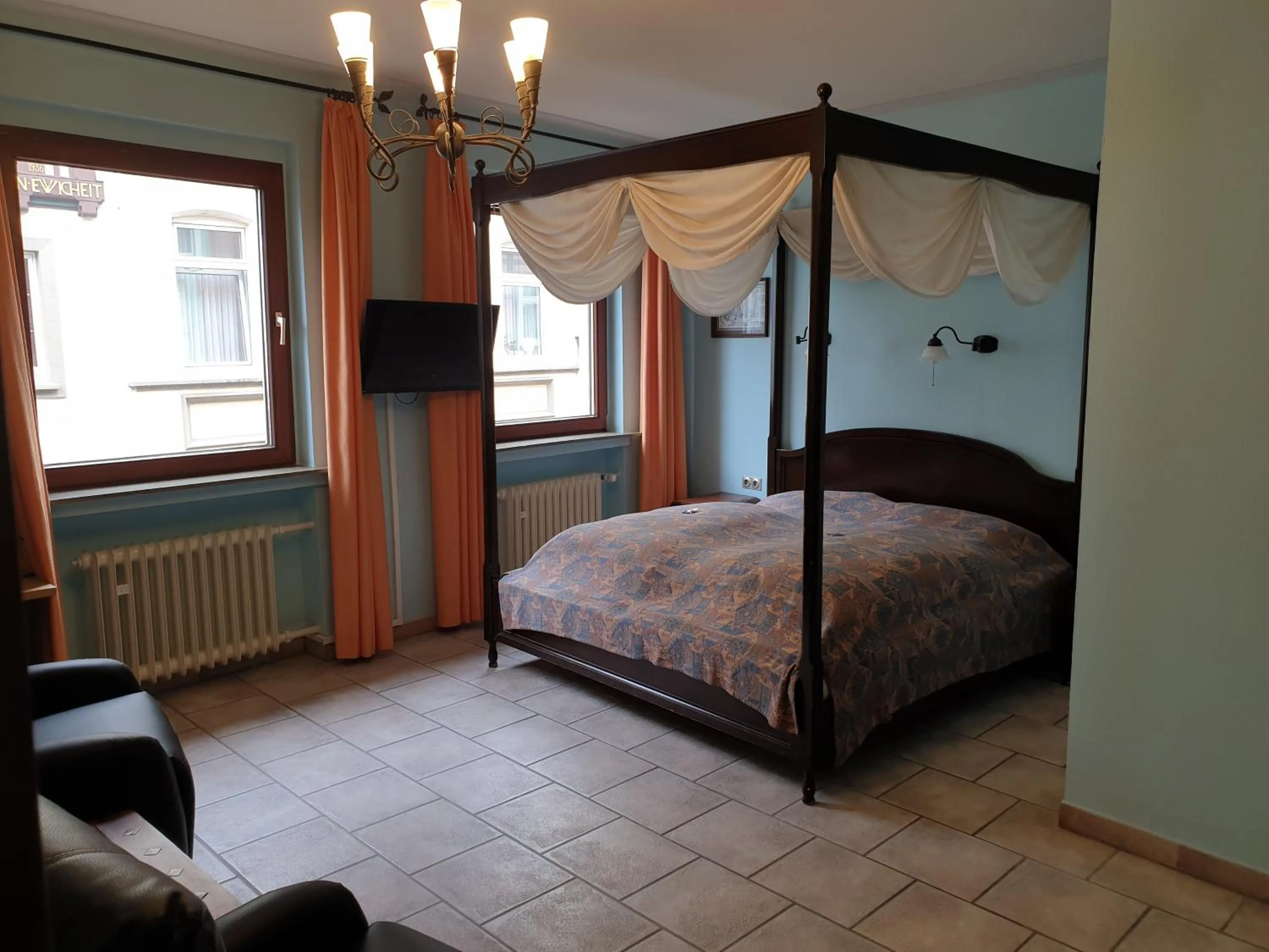 Large Double Room - single occupancy in Hotel Altstadtwiege