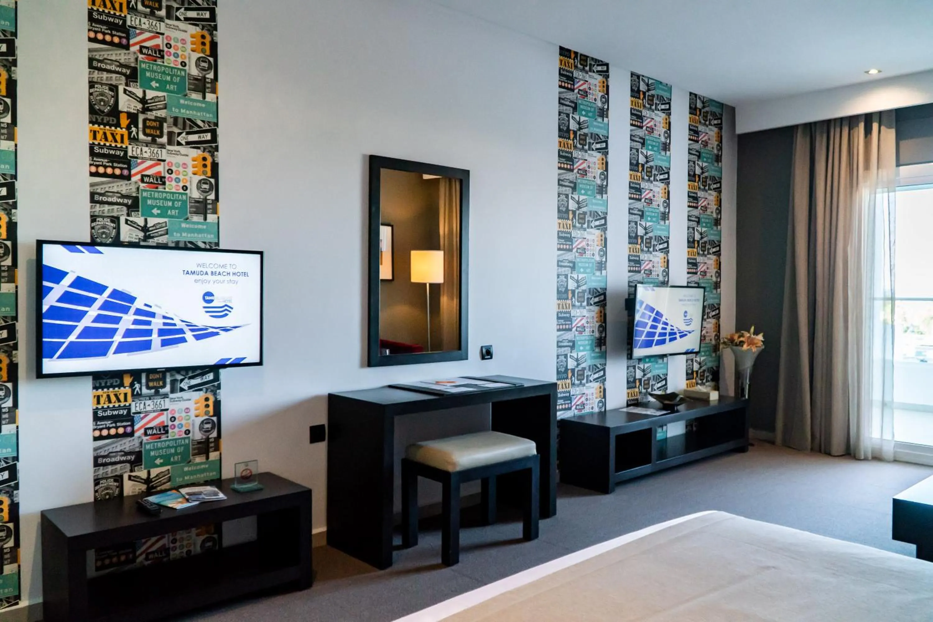 TV and multimedia, Bed in Hôtel Tamuda Beach