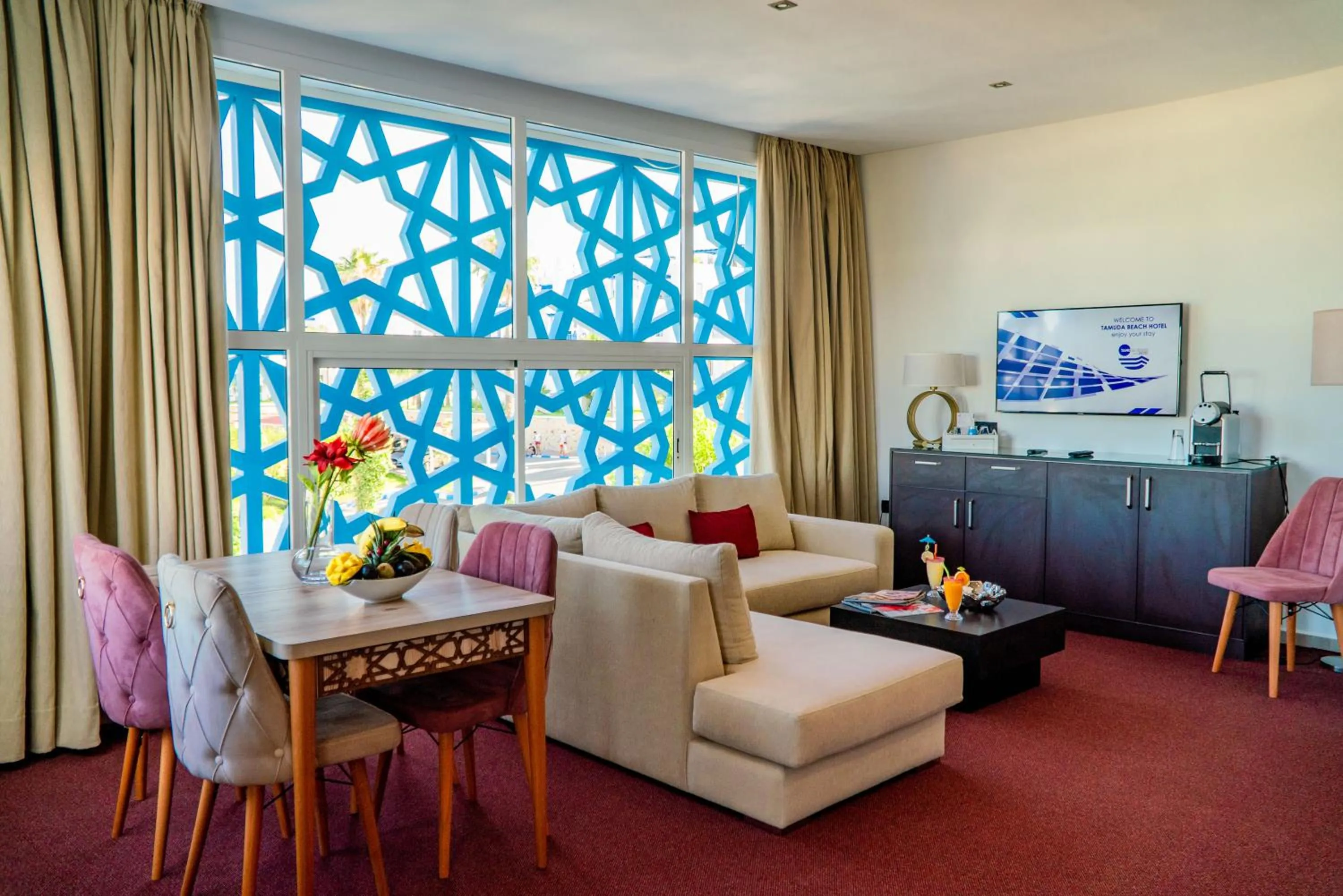 Living room in Hôtel Tamuda Beach