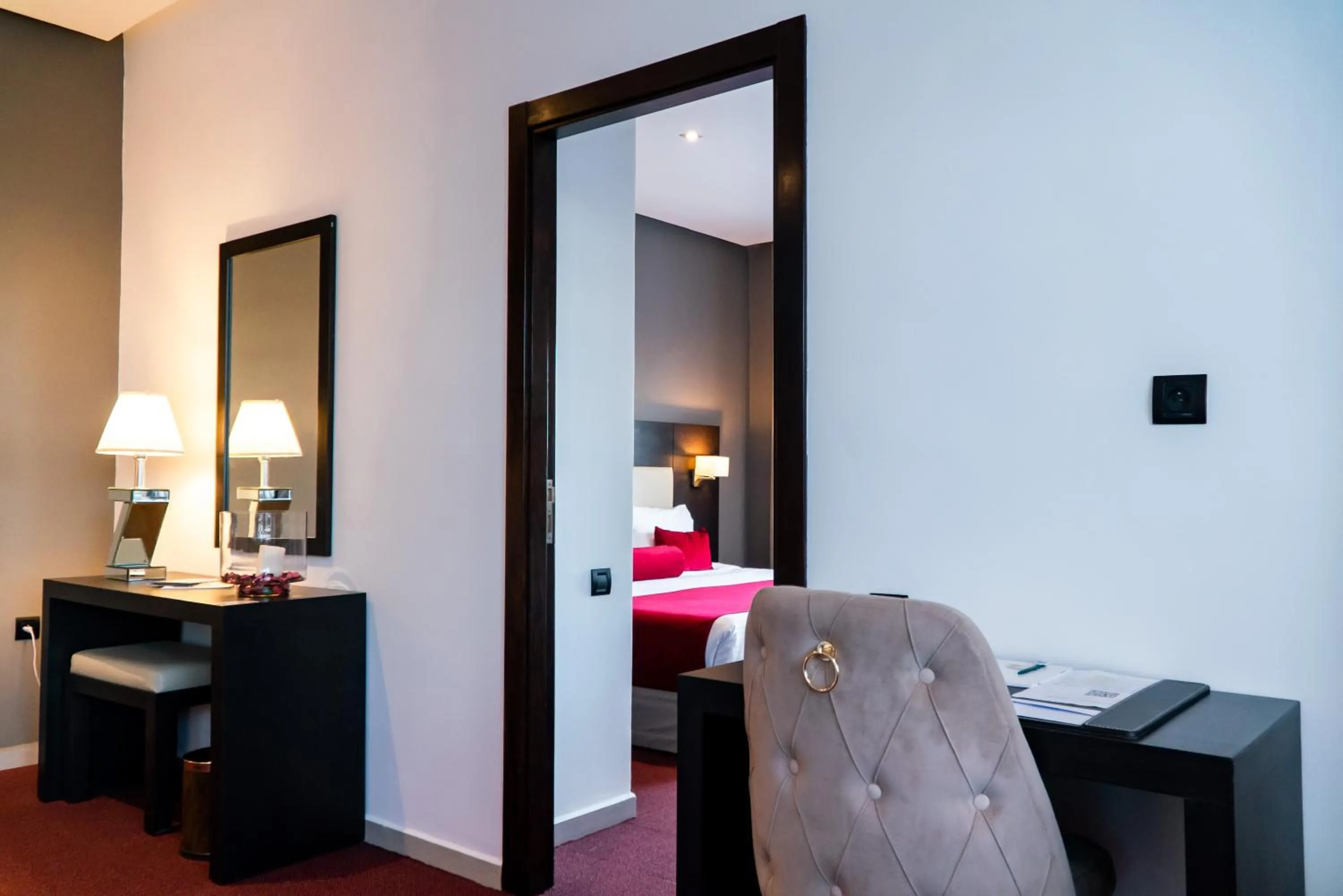 Communal lounge/ TV room, Bed in Hôtel Tamuda Beach