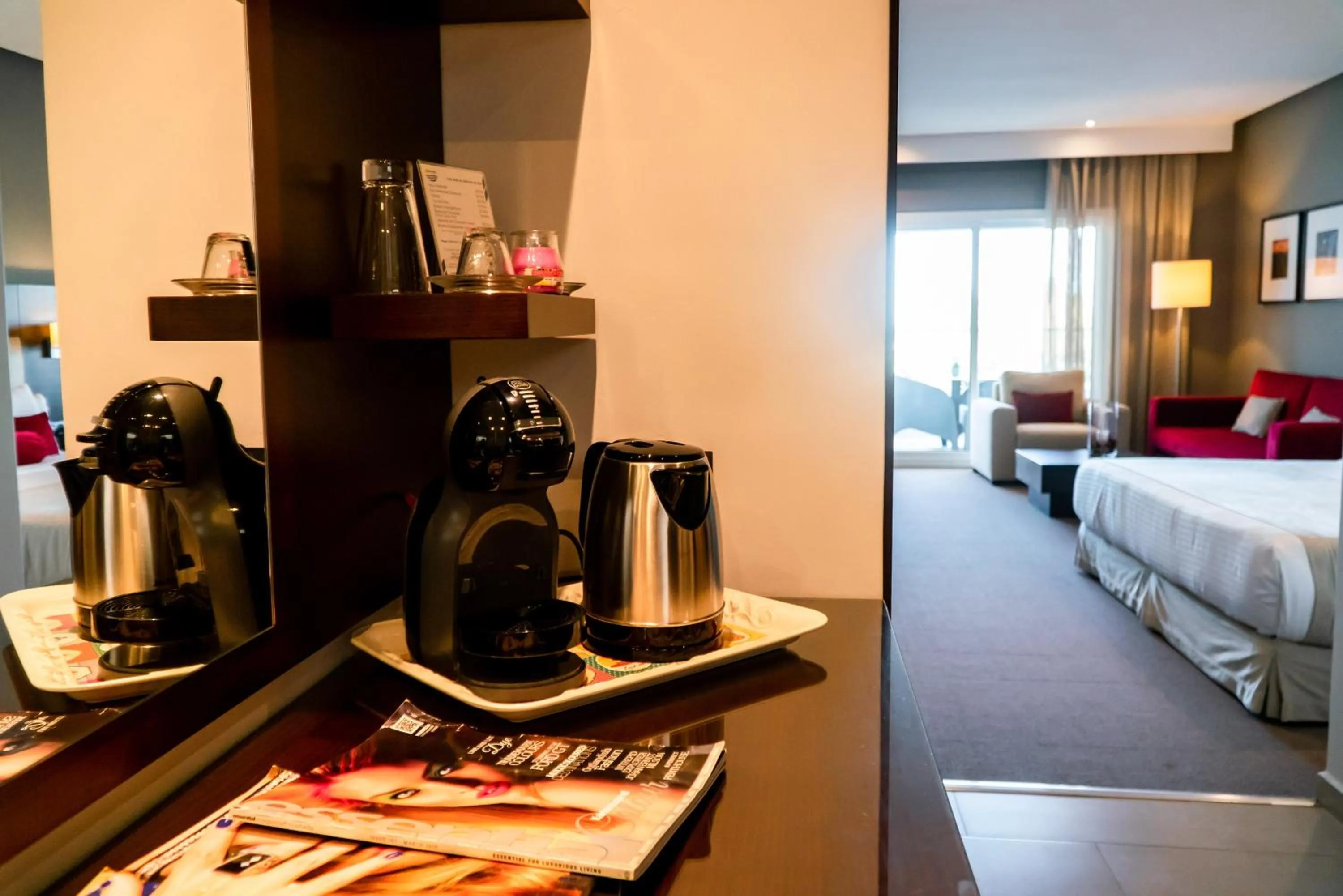 Coffee/tea facilities, Bed in Hôtel Tamuda Beach