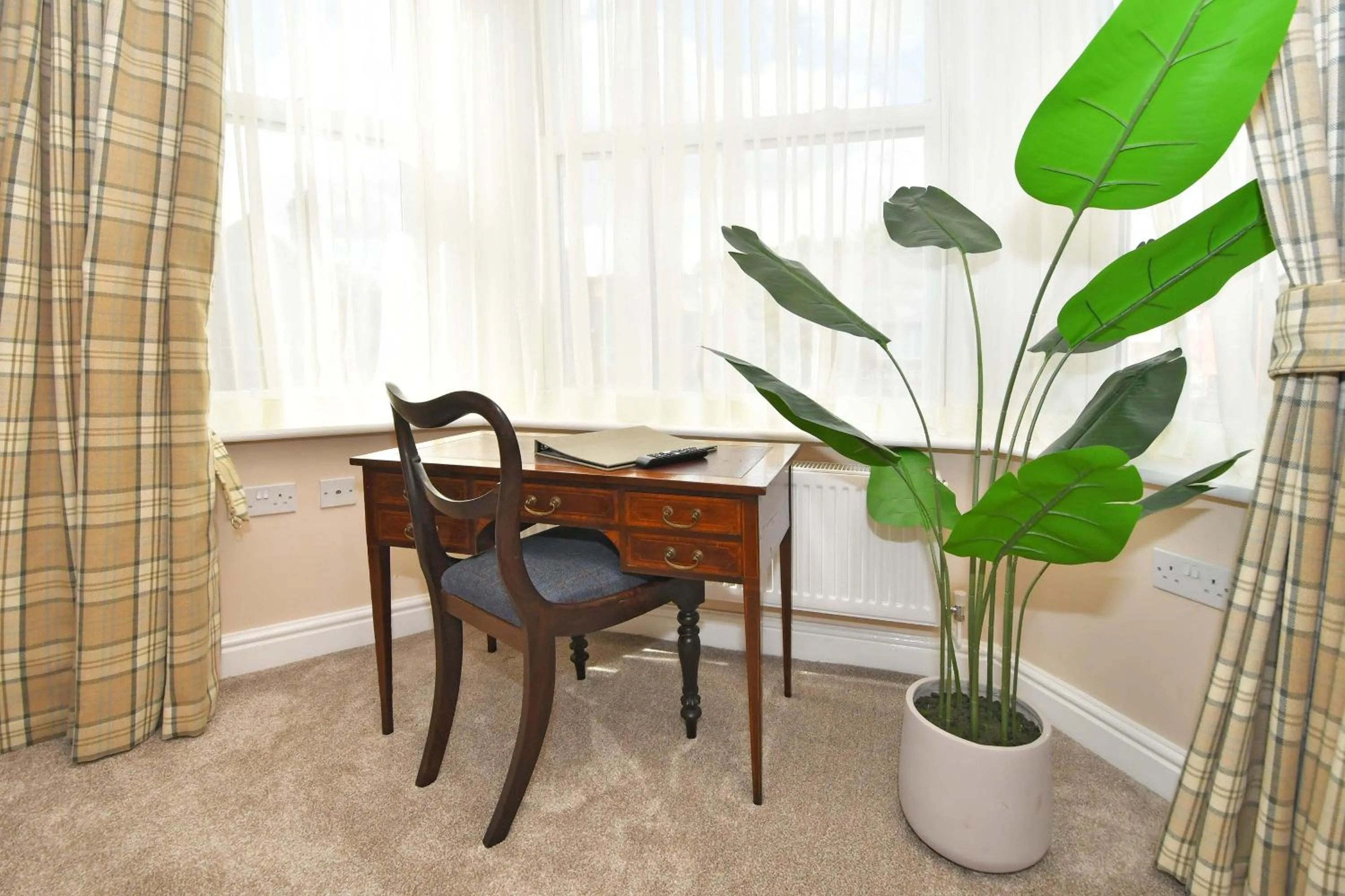 hair dresser in The Victoria