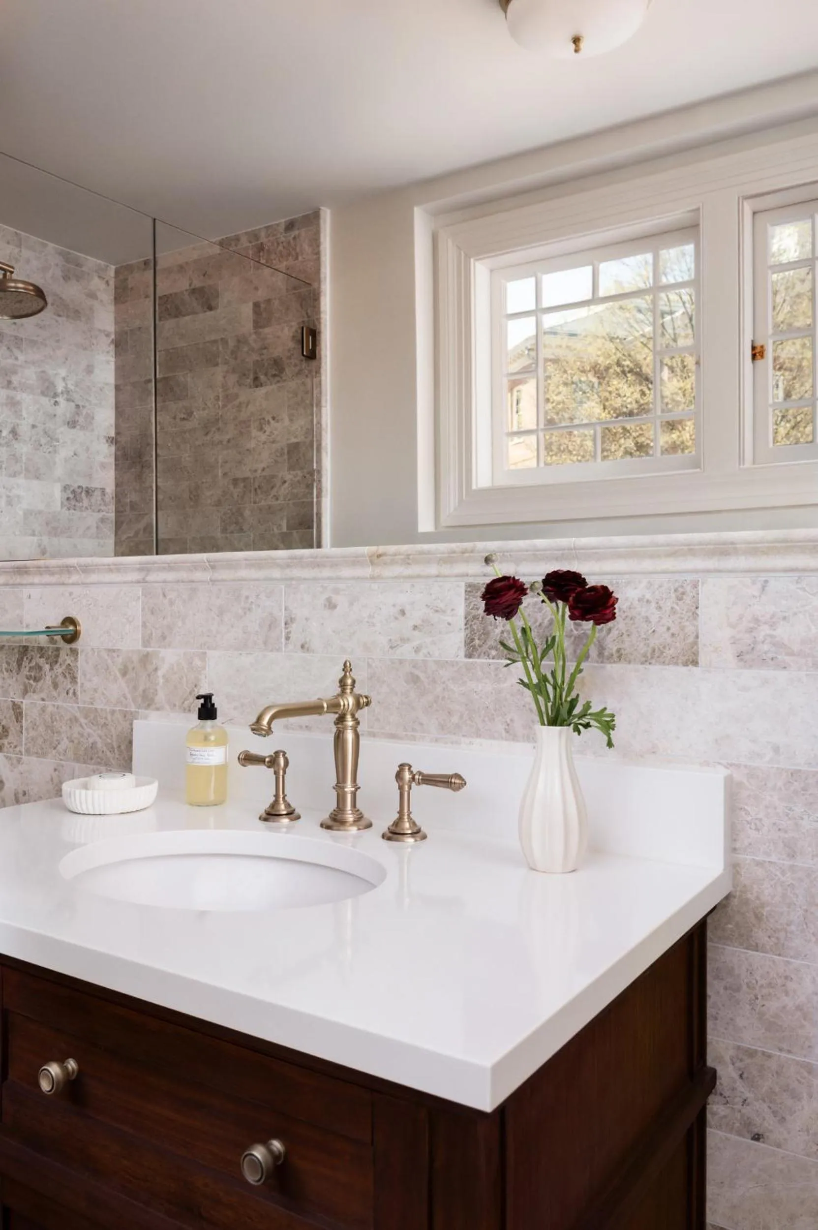 Bathroom in 86 State Circle - Luxury Boutique Hotel