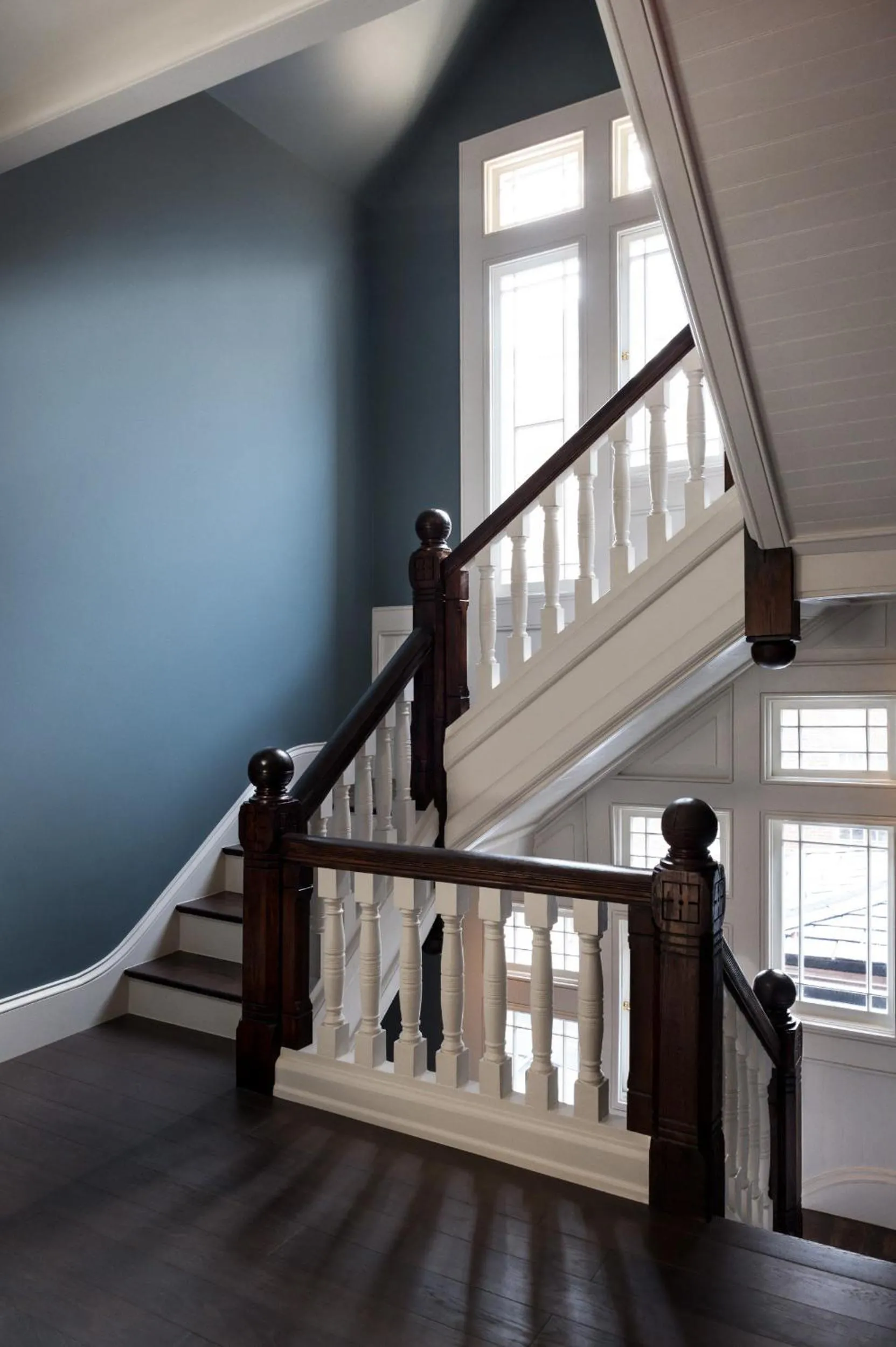 Property building in 86 State Circle - Luxury Boutique Hotel