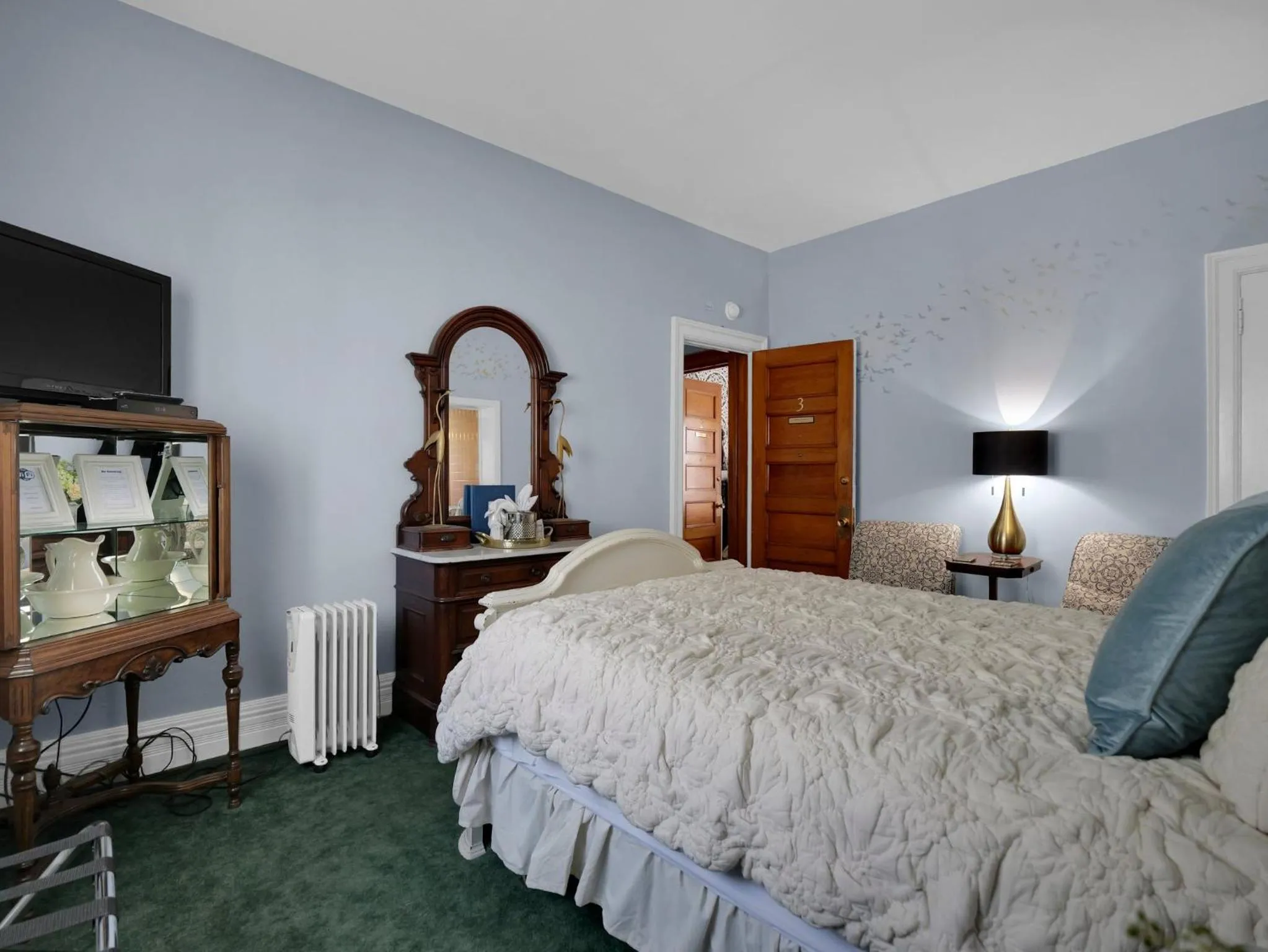 Deluxe Double Room in Old Library Inn - Historic Olean NY