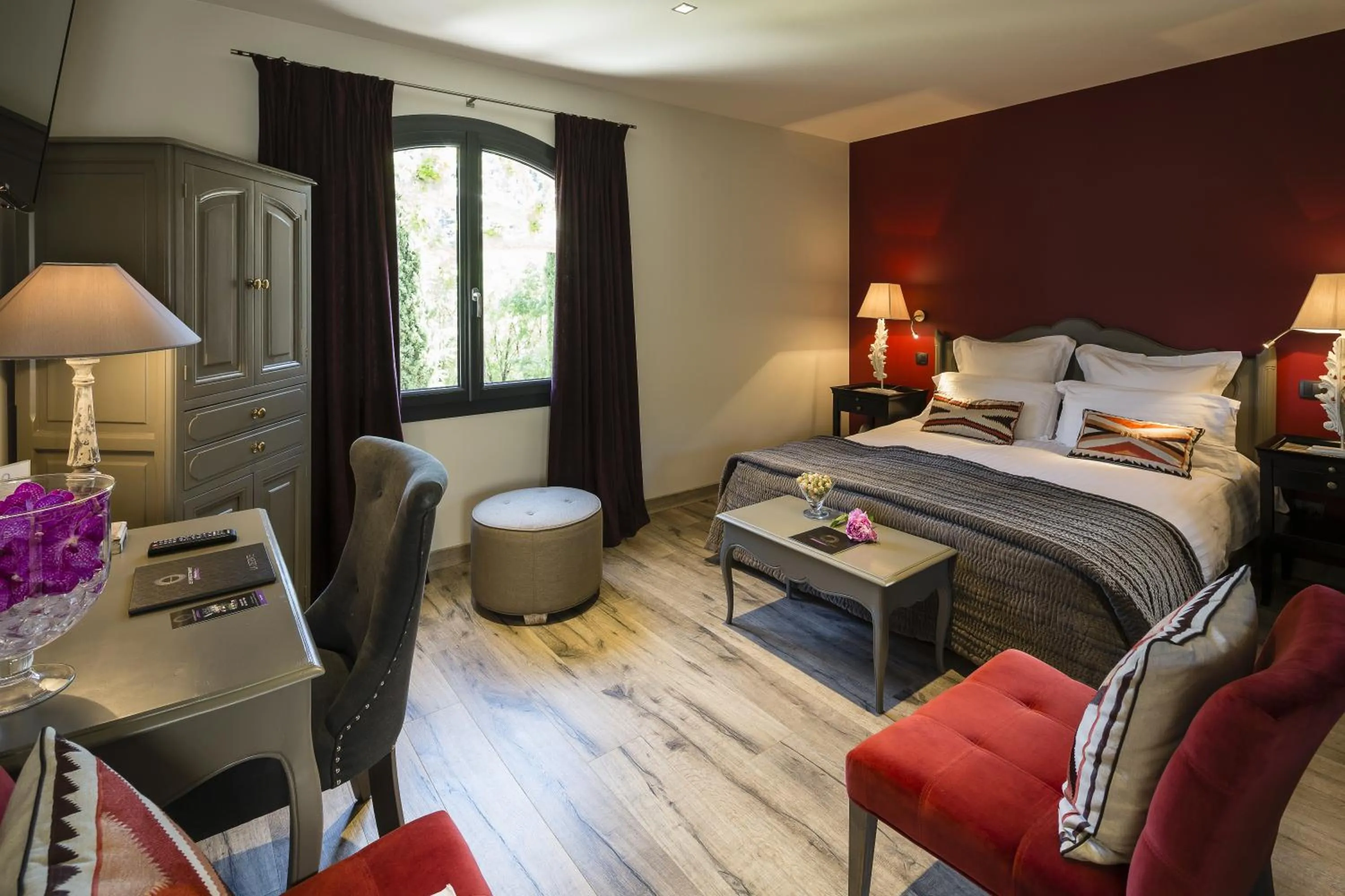 TV and multimedia, Bed in Hostellerie Les Gorges De Pennafort