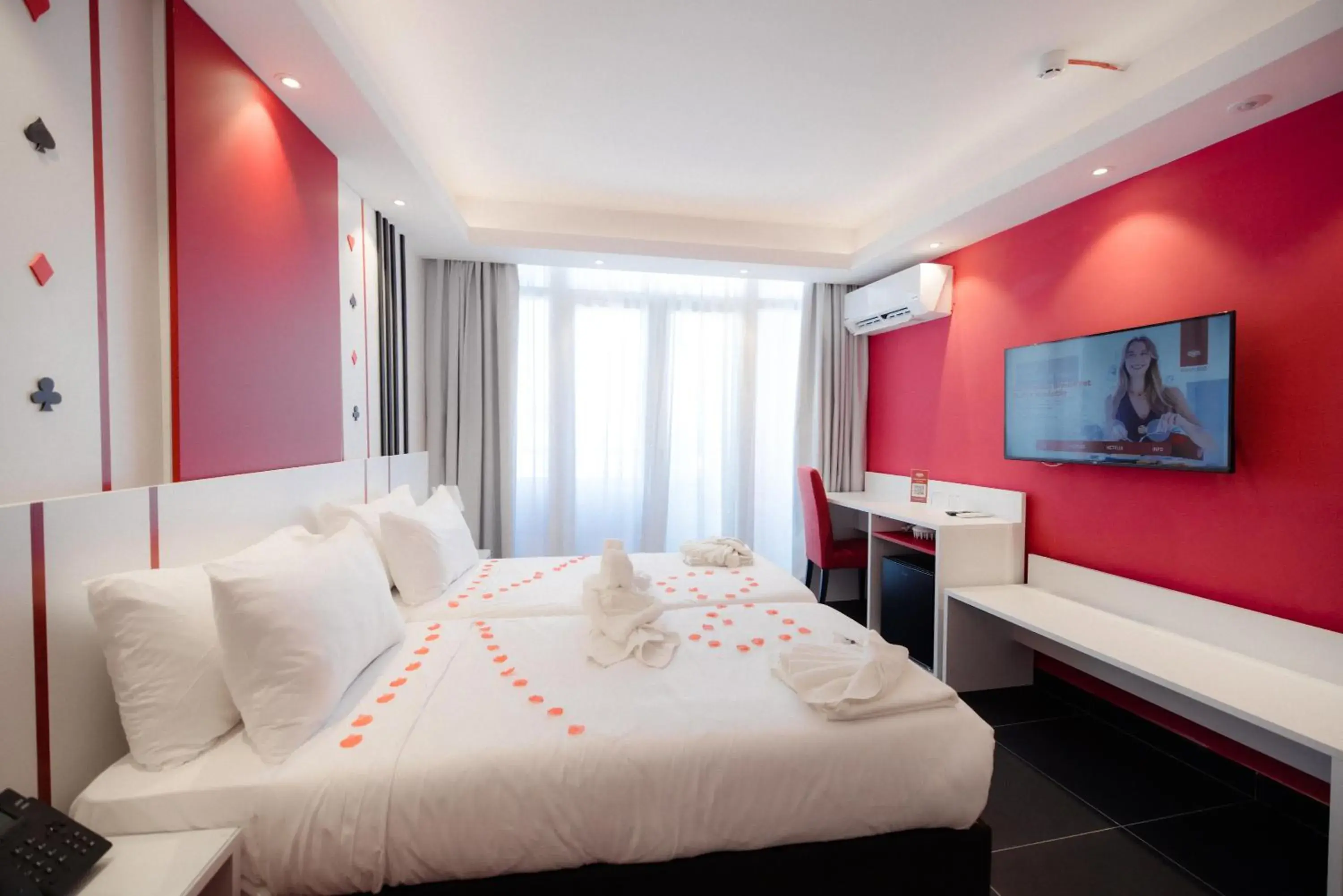 Communal lounge/ TV room, Bed in Vegas Resort Communal lounge/ TV room, Bed in Vegas Resort