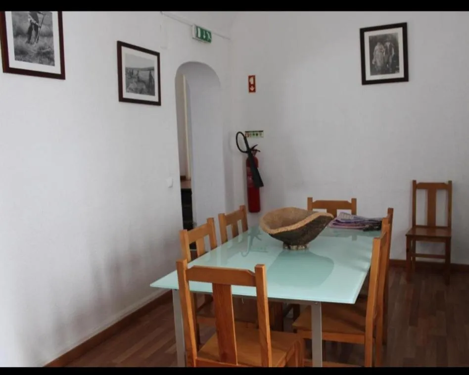 Mont' Sobro Hostel