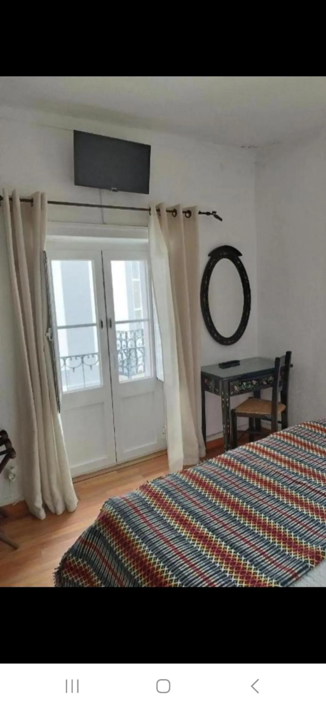 Mont' Sobro Hostel