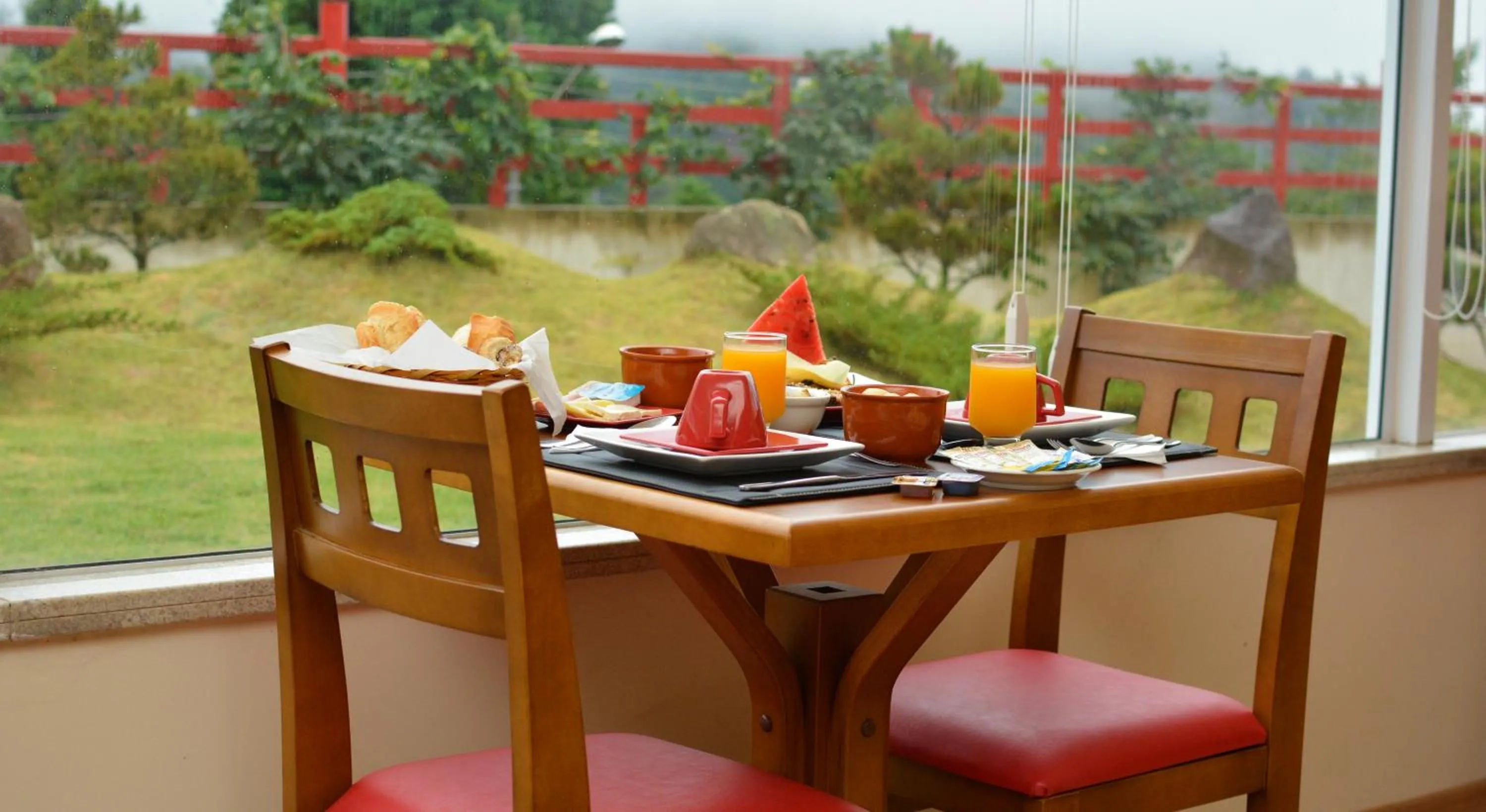 Breakfast in Matsubara Pousada