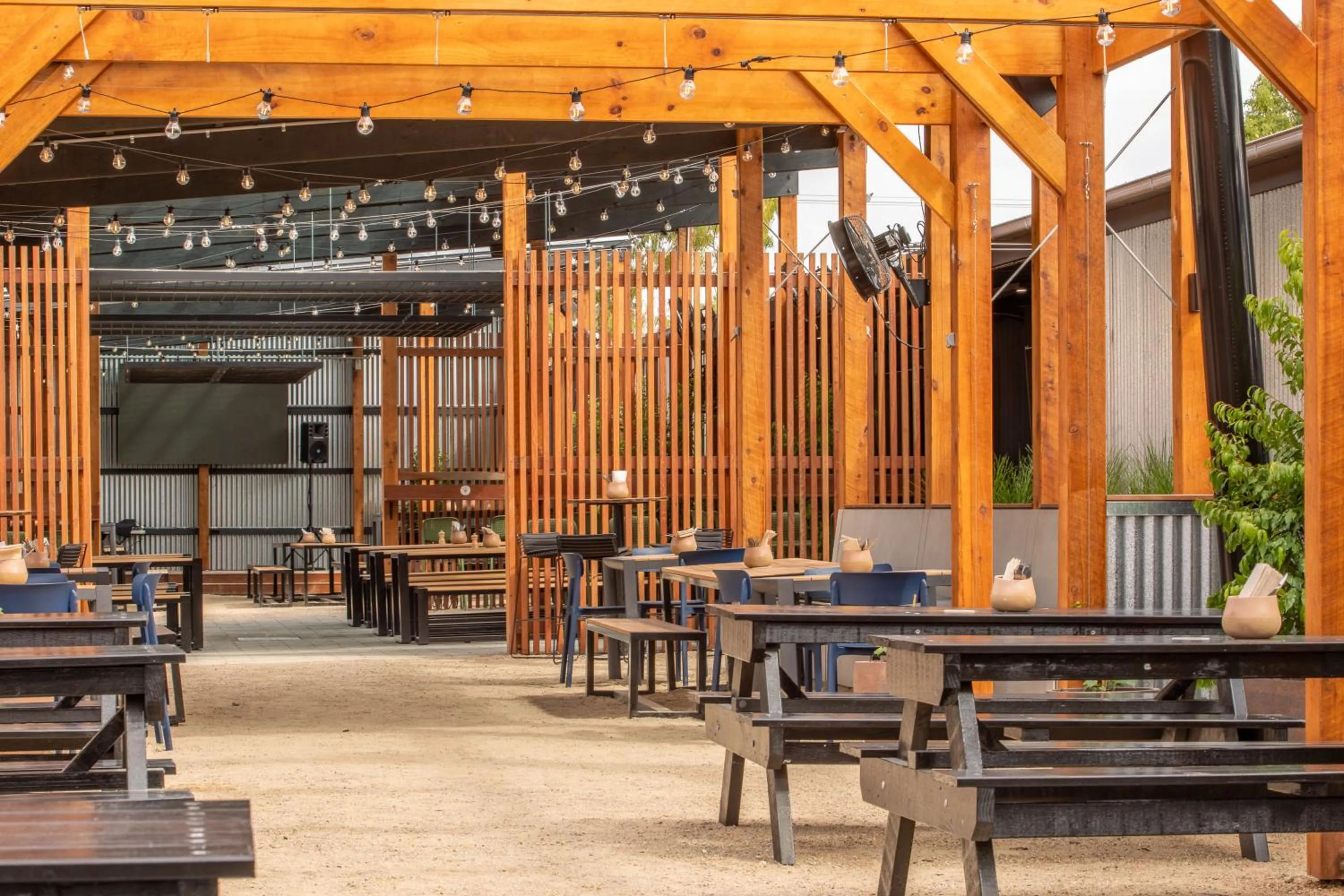 Restaurant/places to eat in Terminus Hotel Yarrawonga