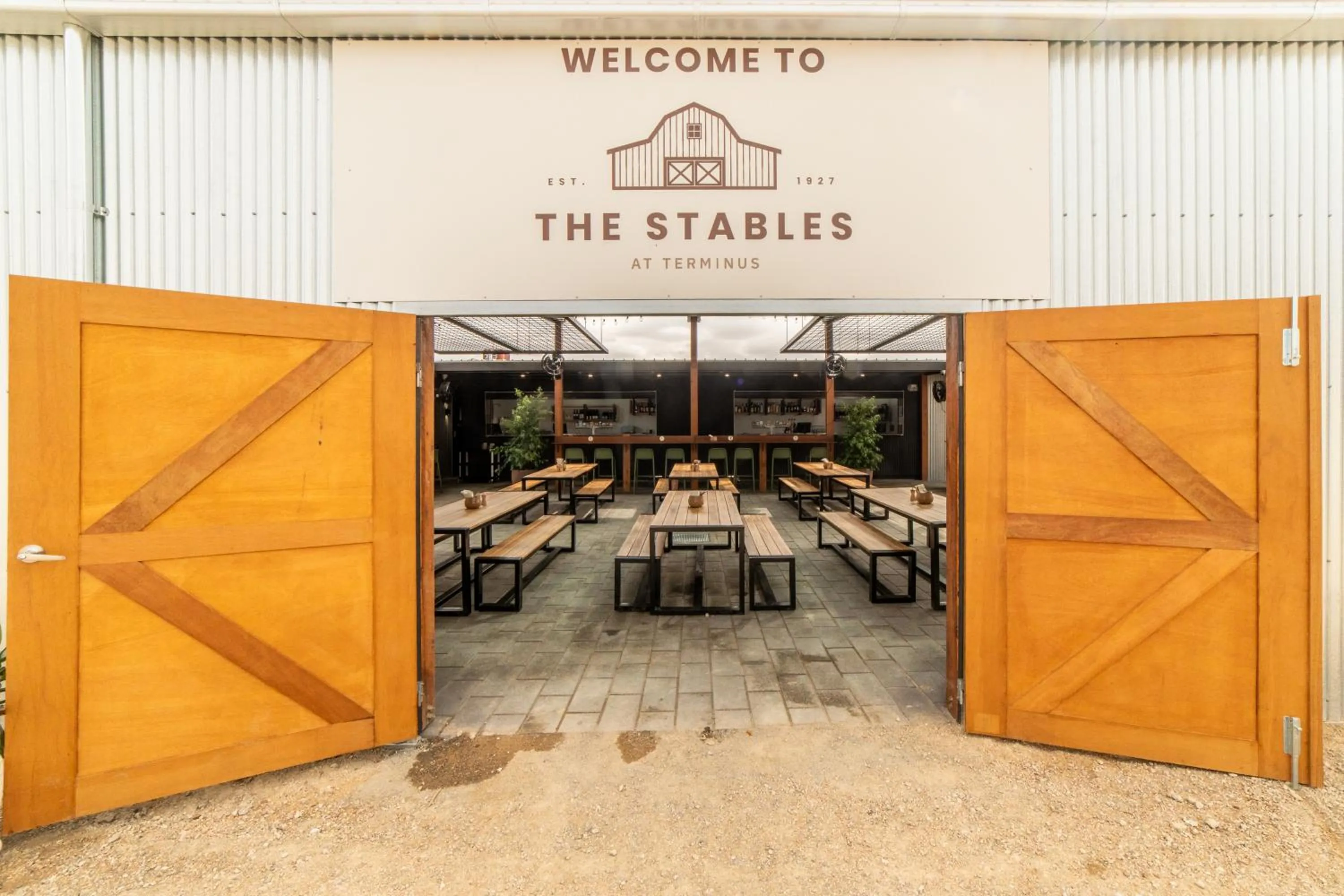 Restaurant/places to eat in Terminus Hotel Yarrawonga